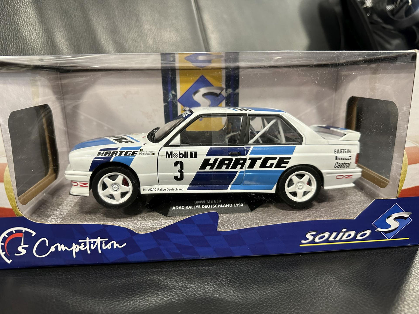 Bmw E30 Hartge Rally Deutschland 1990 white/blue 1:18 Solido S1801514 Бмв Е30 Германия 1990 бял/син
