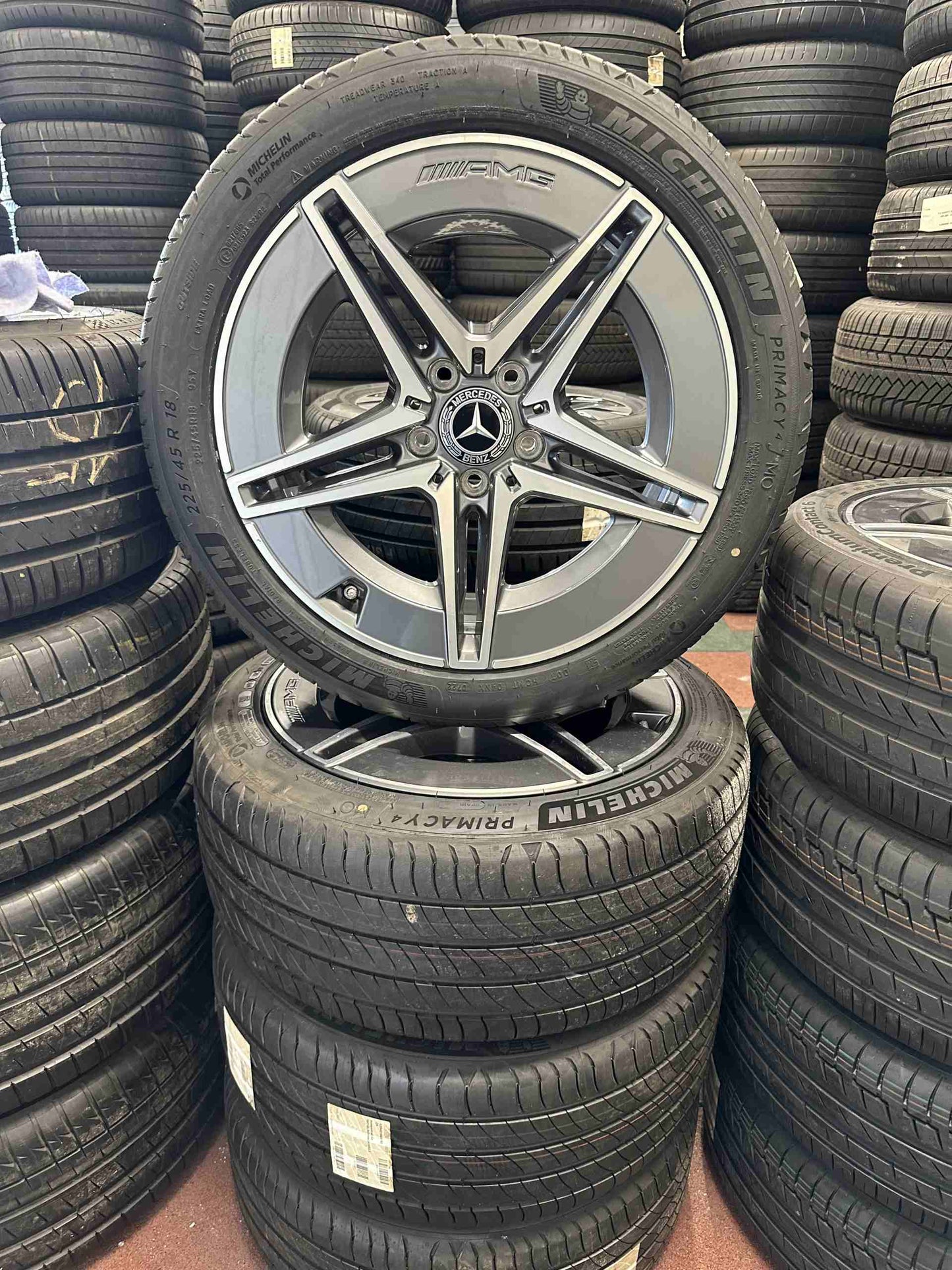 Нови Mercedes C klasse Hybrid 18 Zoll AMG Мерцедес Ц класа Хибрид W206 18 цола AMG летен комплект летни гуми