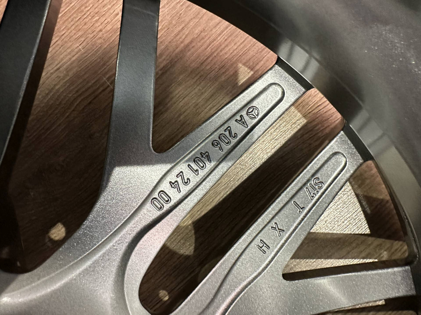 Оригинални като нови Mercedes C C43 Klasse W206 AMG 19 Zoll Мерцедес Ц Класа W206 AMG Алуминиеви джанти 19 цола A2054012300 A2054012400