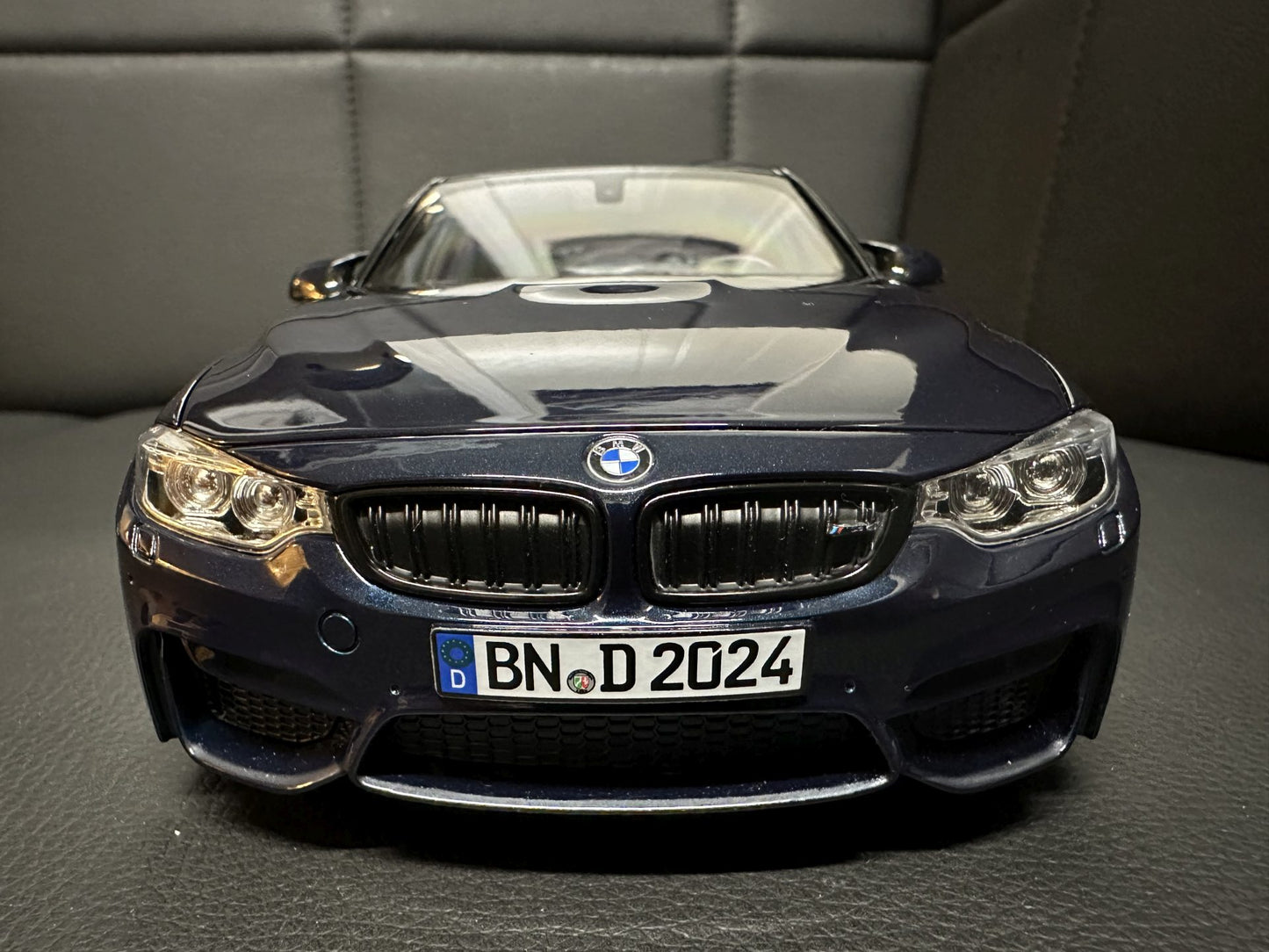 Bmw M3 Competition F80 2017 Limousine blue 1:18 NOREV 183236 Бмв M3 F80 син отваряема