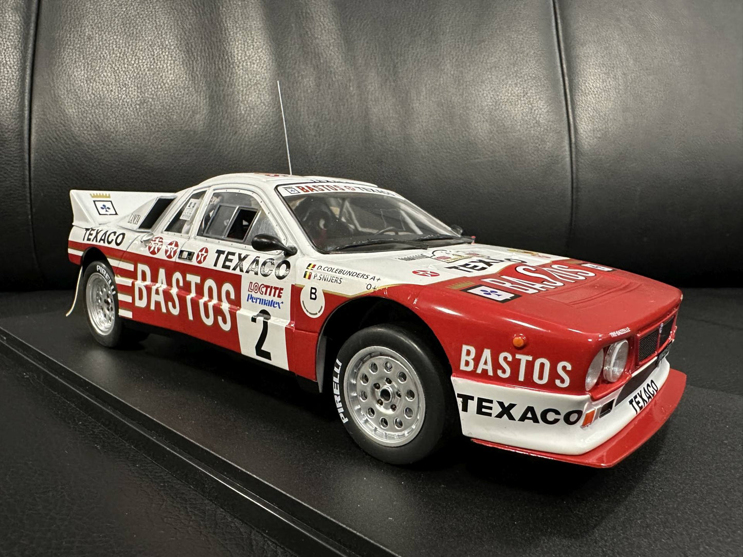 Lancia 037 Rally Bastos Ypres 1985 1:18 IXO 18RMC136.22 Ланчия 037 Бастос бял/червен