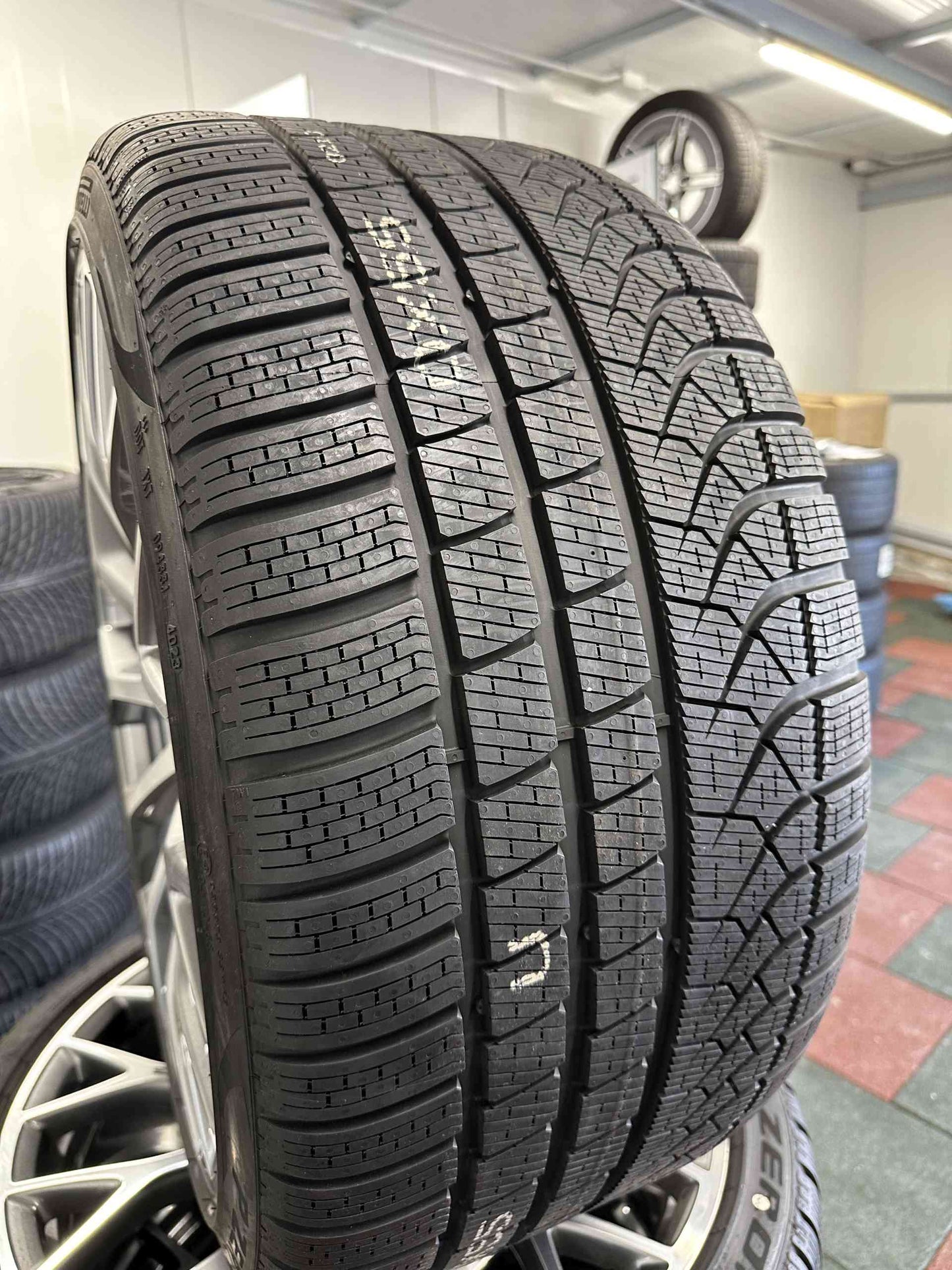 Нови Mercedes SL43 55 63 AMG W232 R232 21 Zoll Мерцедес СЛ43 55 63 AMG В232 Р232 21 цола джанти зимен комплект зимни гуми