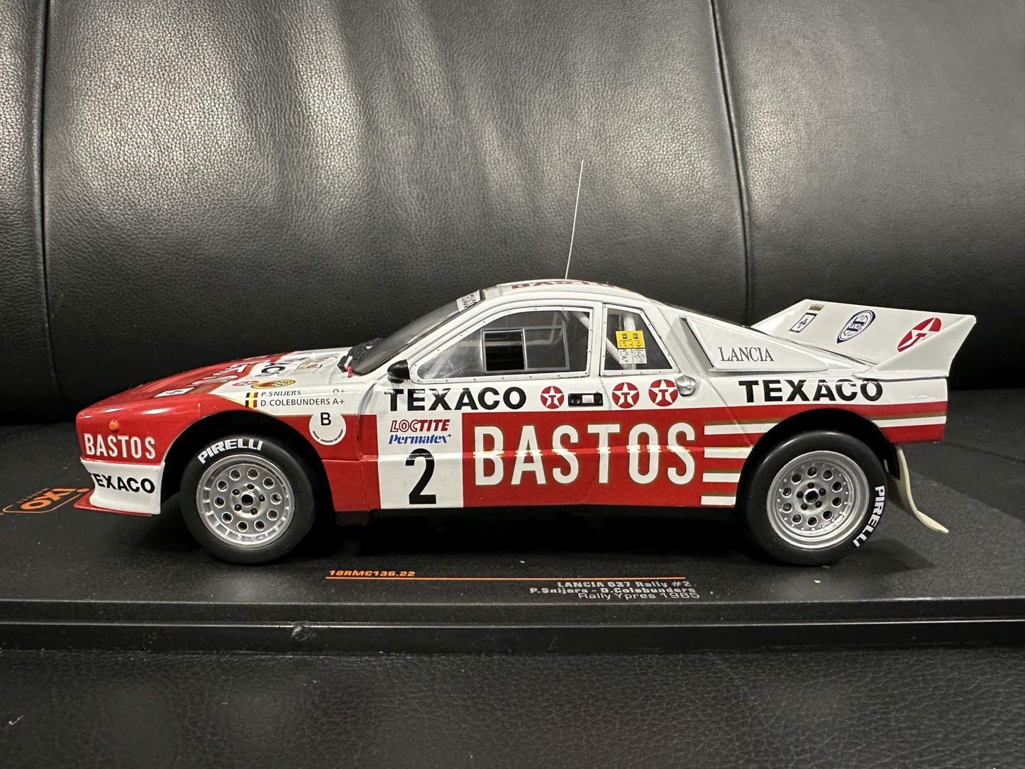 Lancia 037 Rally Bastos Ypres 1985 1:18 IXO 18RMC136.22 Ланчия 037 Бастос бял/червен