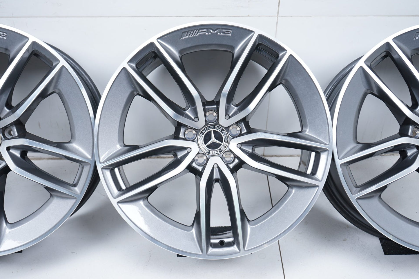 Оригинални Mercedes CLS53 AMG W257 Klasse 20 Zoll  ЦЛС 53 AMG Класа W257 Алуминиеви джанти 20 цола