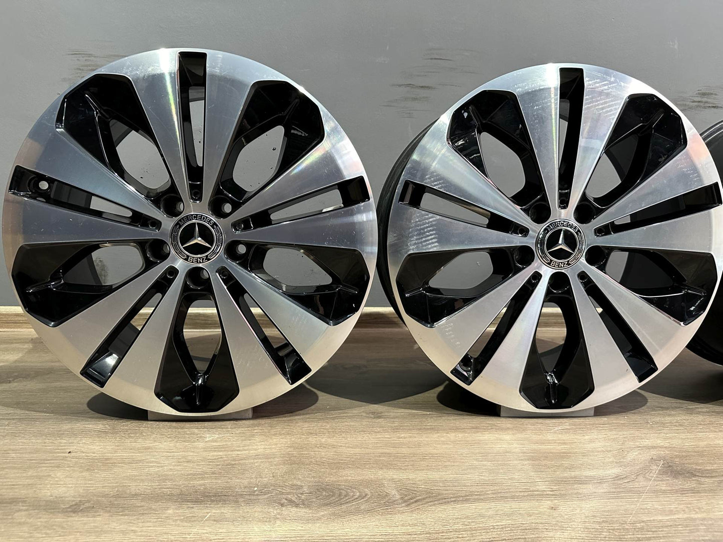 Оригинални Mercedes 8J ET34 19 Zoll EQC W293 N293 Мерцедес W293 Алуминиеви джанти 19 цола A2934010200