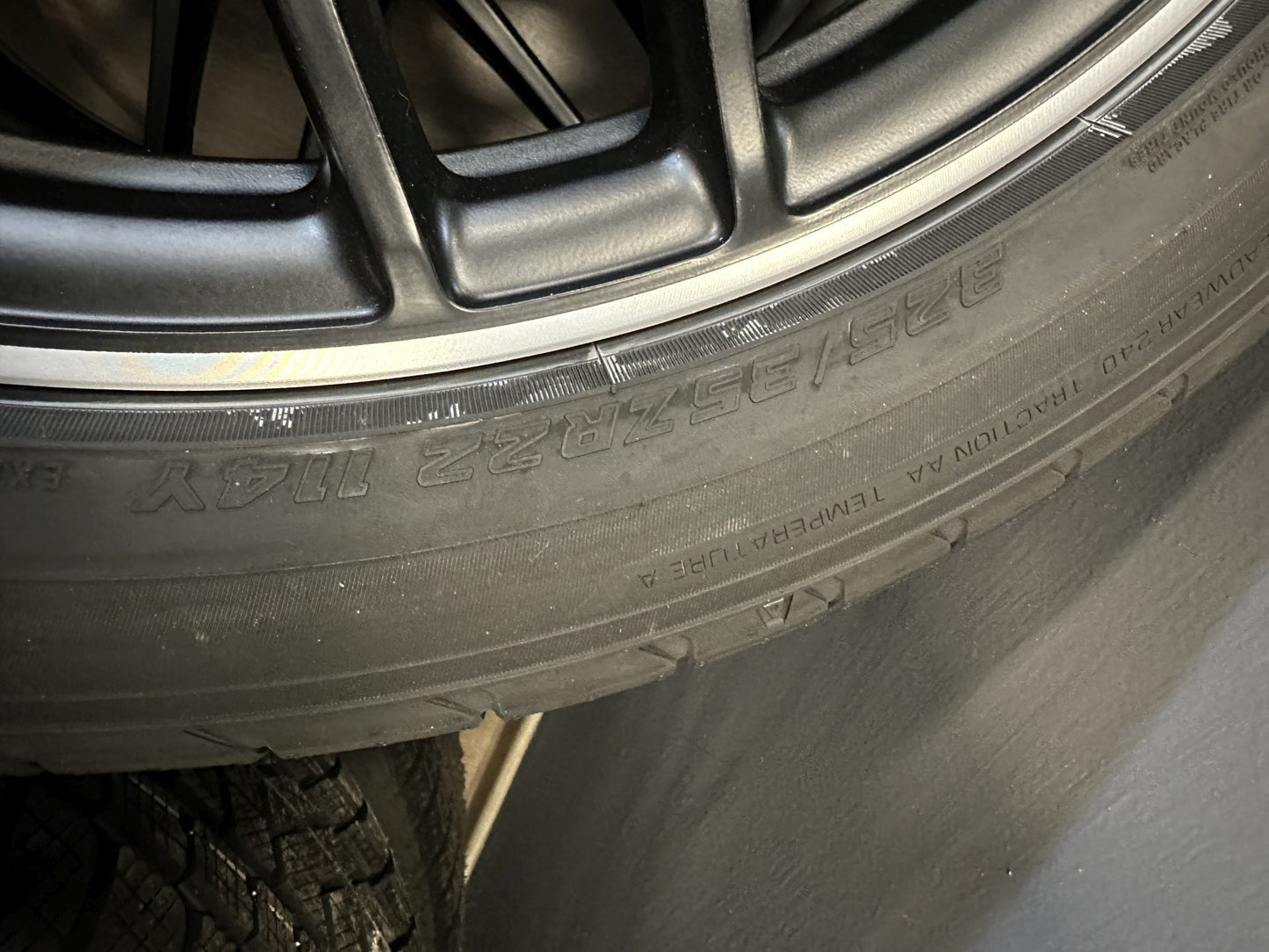 Нови Оригинал Mercedes GLE53 GLE63 AMG V167 C167 22 Zoll Мерцедес ГЛЕ 22 цола джанти летен комплект летни гуми