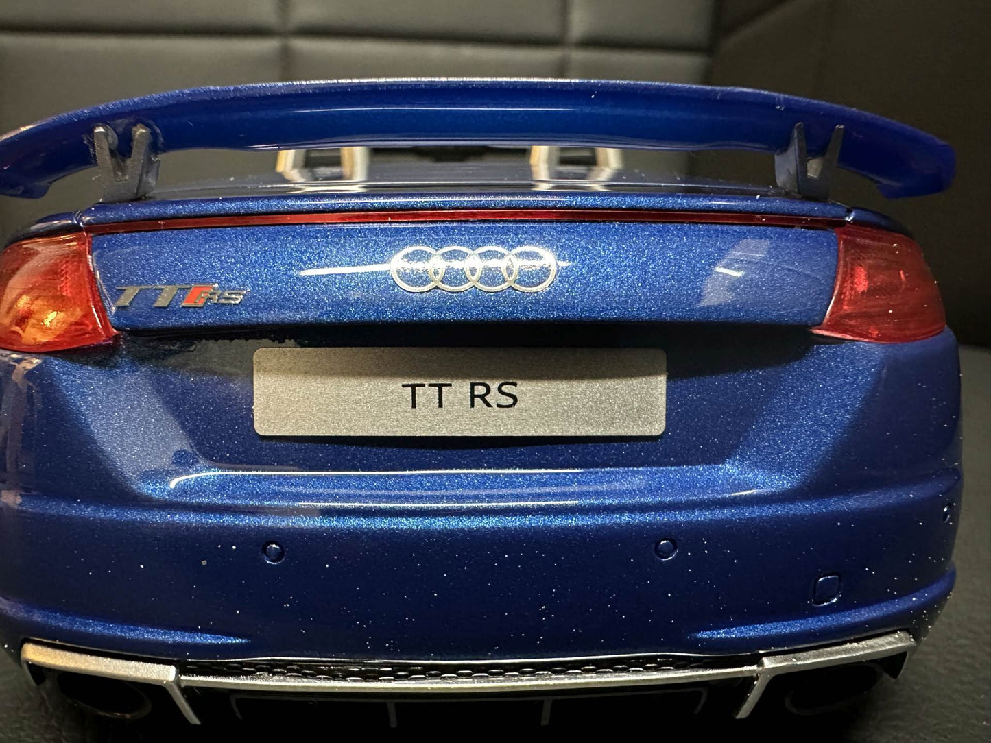Audi TT RS Cabrio blue Limitiert 105/500 1:18 GT Spirit GT209 Ауди ТТ РС Кабрио син Лимитирана