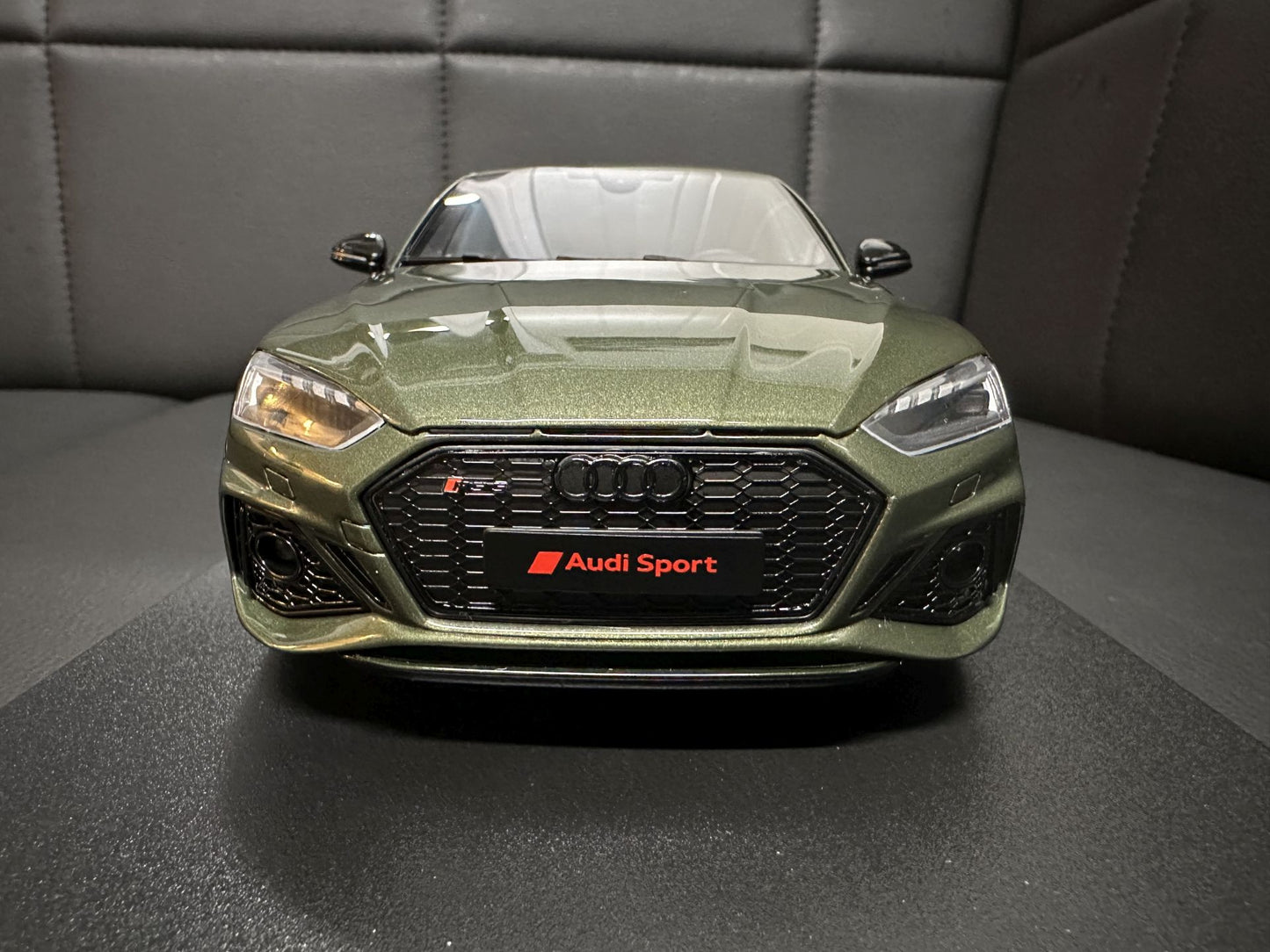 Audi RS5 Sportback Competition green 1:18 GT Spirit GT469 Ауди РС5 зелен