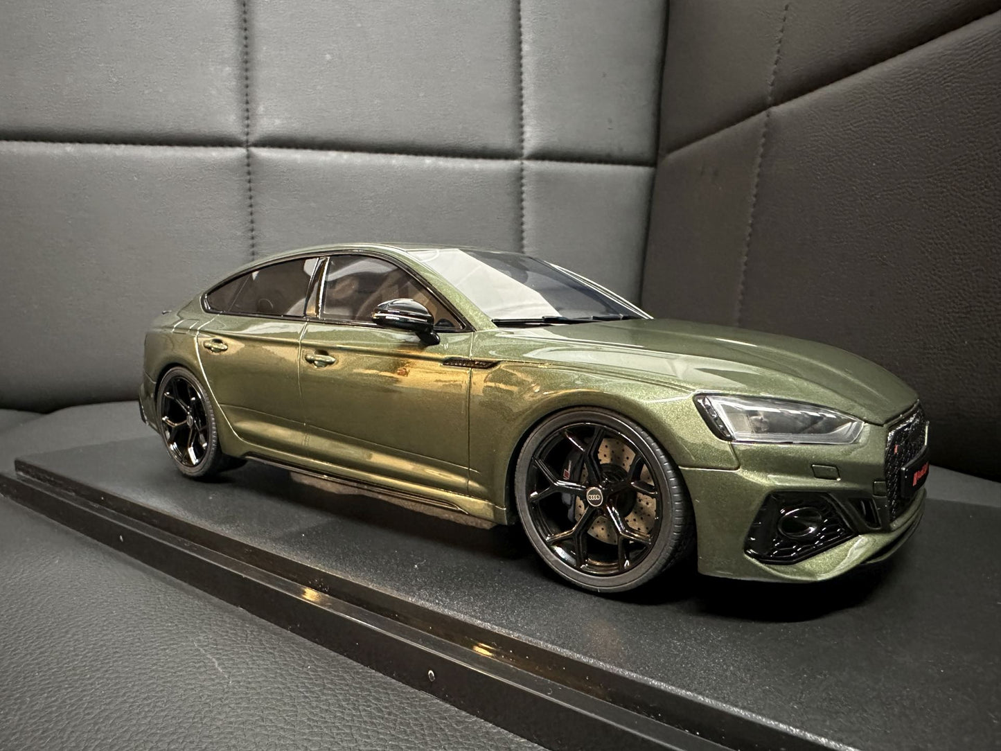 Audi RS5 Sportback Competition green 1:18 GT Spirit GT469 Ауди РС5 зелен