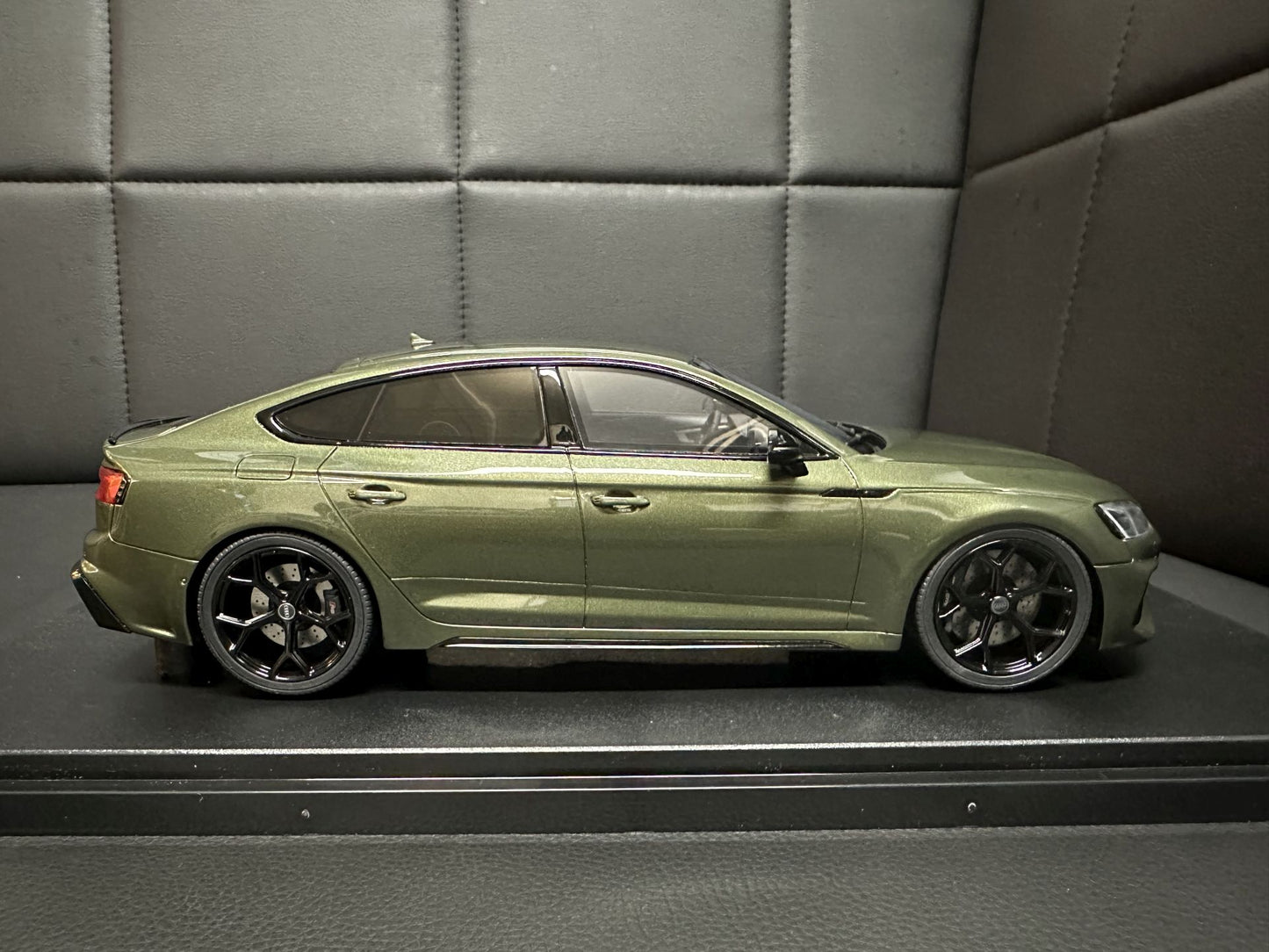 Audi RS5 Sportback Competition green 1:18 GT Spirit GT469 Ауди РС5 зелен