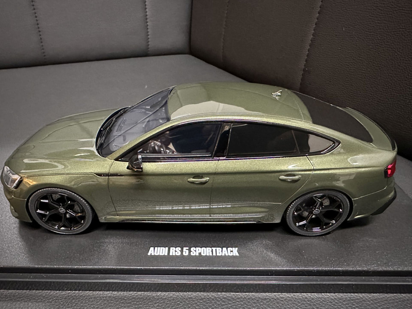 Audi RS5 Sportback Competition green 1:18 GT Spirit GT469 Ауди РС5 зелен