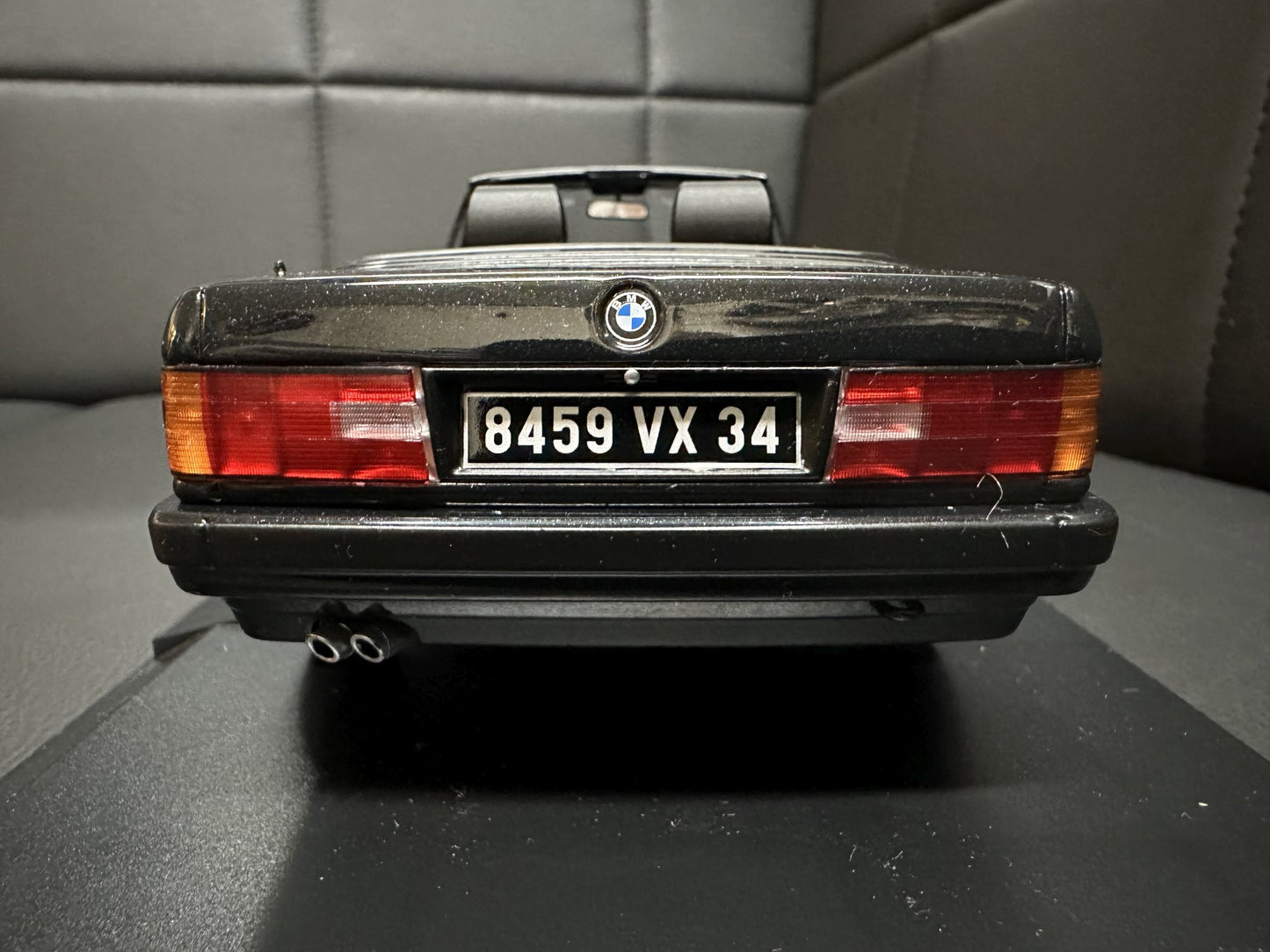 Bmw 325i E30 1991 Cabrio black 1:18 Norev 183211 Бмв 325i Е30 Кабрио черен