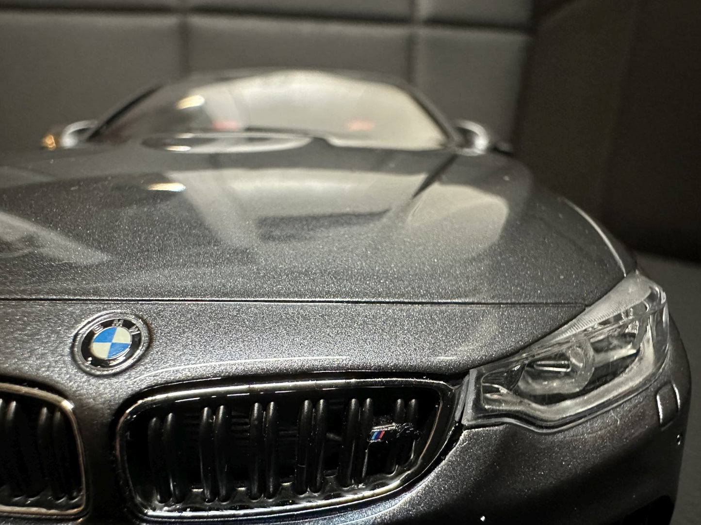 Bmw M4 F83 Cabrio grey Limitiert 713/2000 1:18 GT Spirit GT081 Бмв M4 Кабрио сив Лимитирана