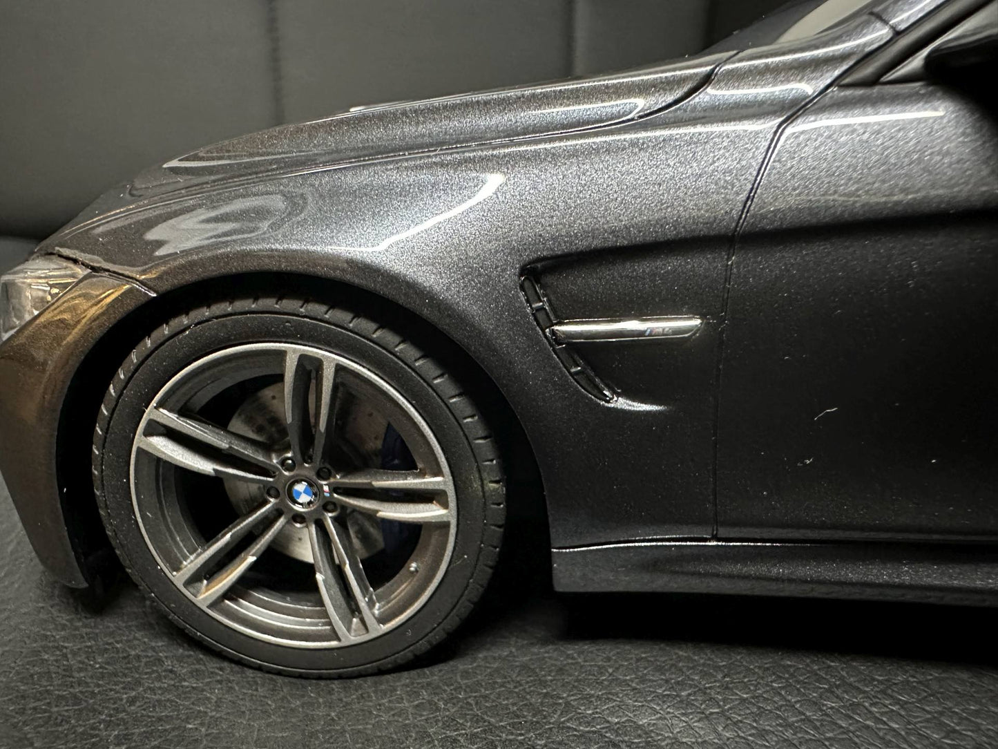 Bmw M4 F83 Cabrio grey Limitiert 713/2000 1:18 GT Spirit GT081 Бмв M4 Кабрио сив Лимитирана