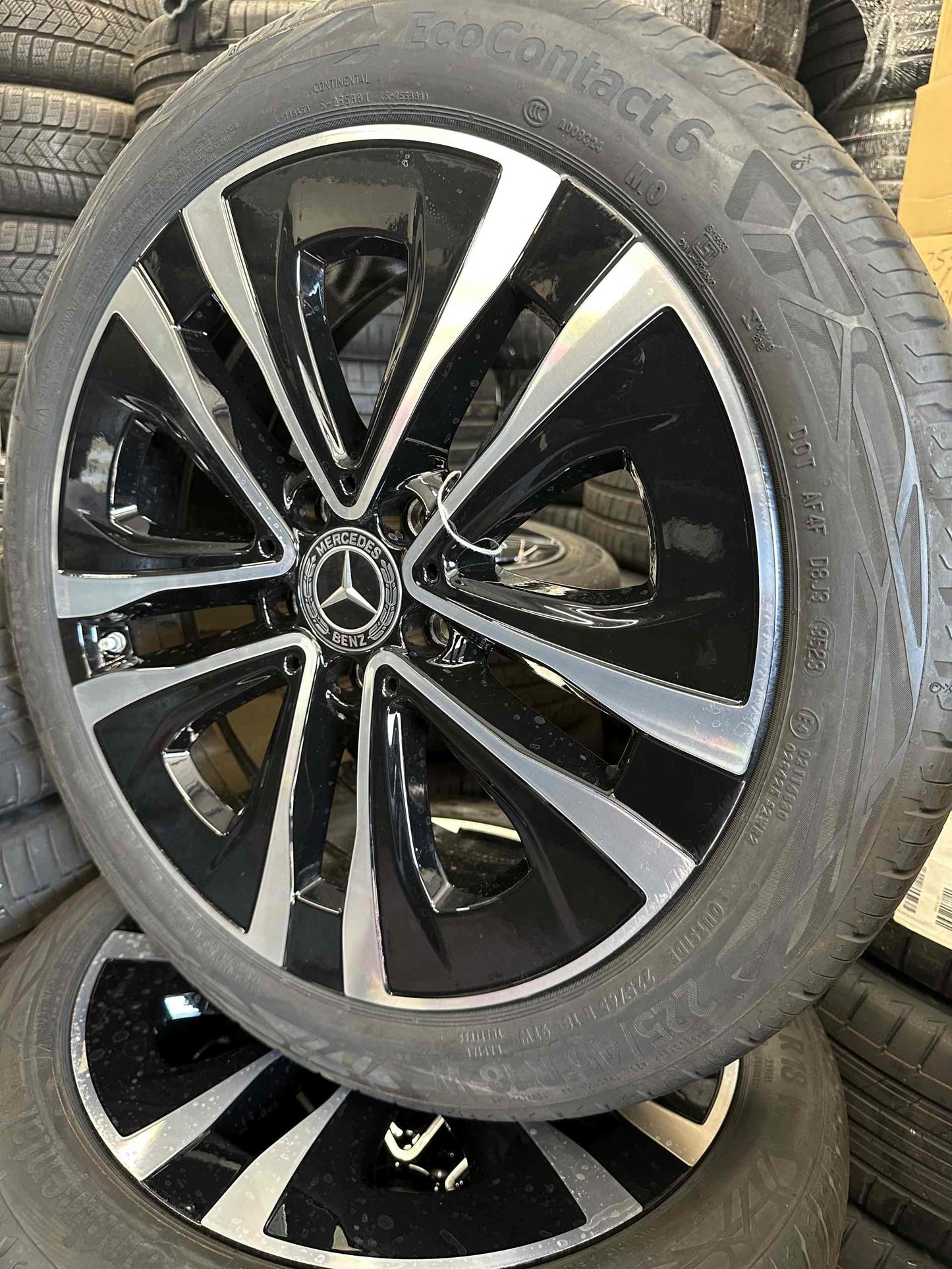 Оригинал Като Нови Mercedes A B Cla Klasse 18 Zoll W177 W247 W118 Мерцедес А Б Цла Класа 18 цола джанти летен комплект летни гуми