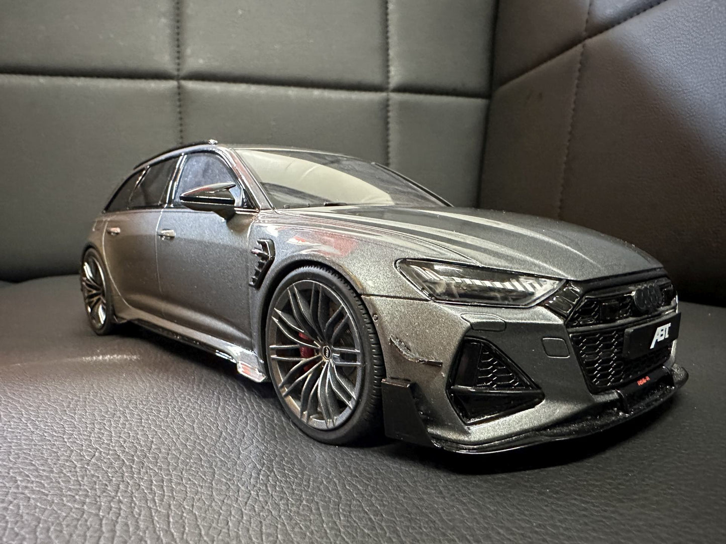 Audi RS6 ABT Kombi grey Limitiert 455/2100 1:18 GT Spirit GT292 Ауди РС6 сив Комби Лимитирана