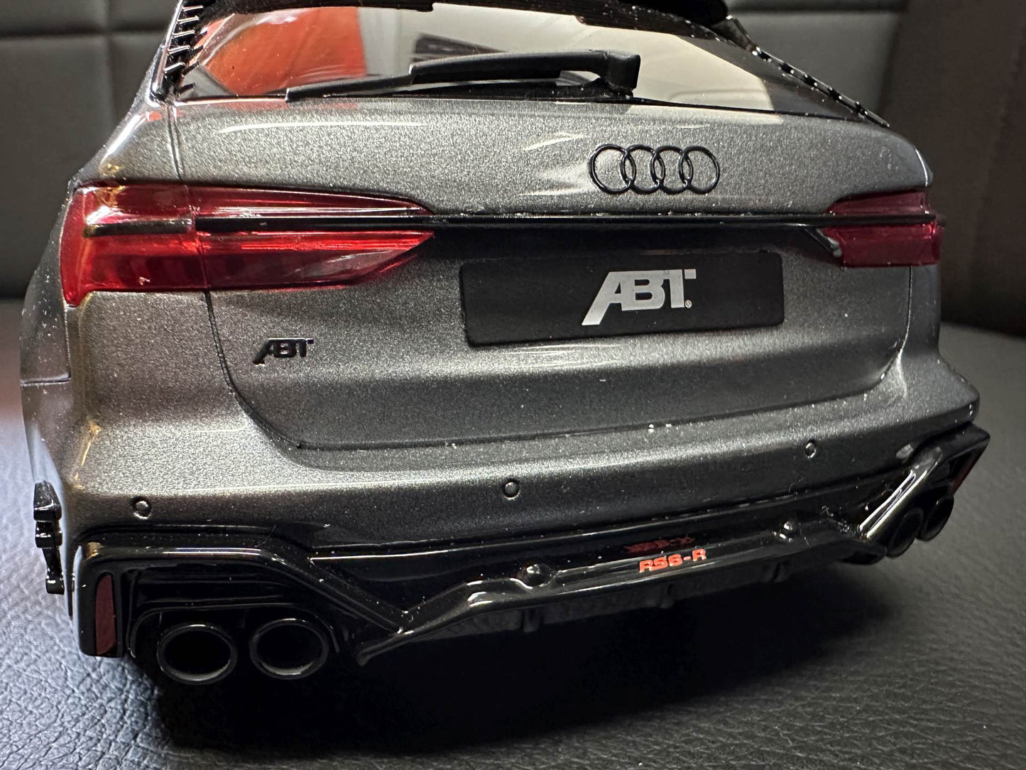 Audi RS6 ABT Kombi grey Limitiert 455/2100 1:18 GT Spirit GT292 Ауди РС6 сив Комби Лимитирана