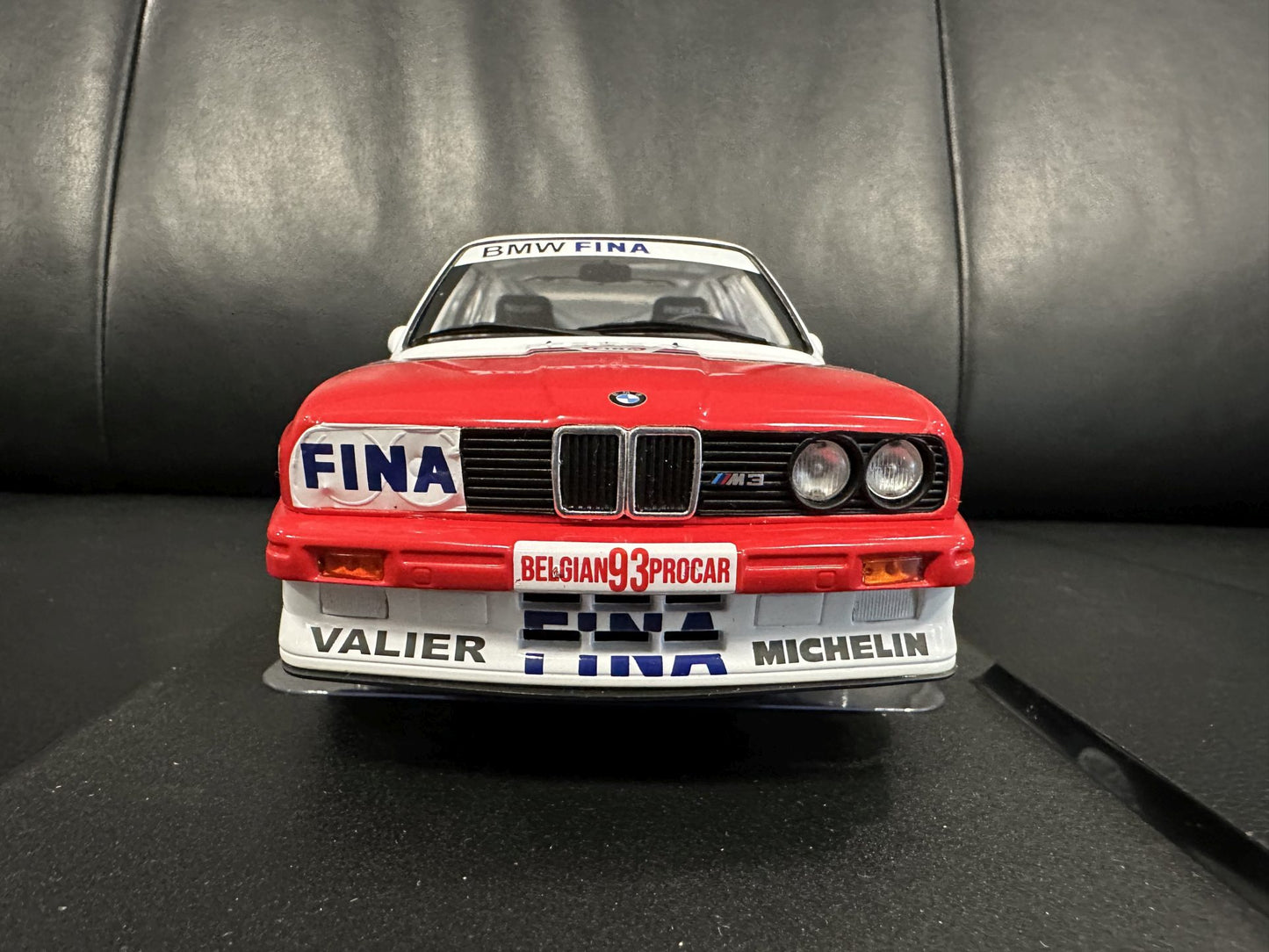 Bmw M3 E30 Belgium Pro Car 1993 white/red 1:18 Solido S1801523 Бмв М3 Е30 Белгия Про Кар бял/червен