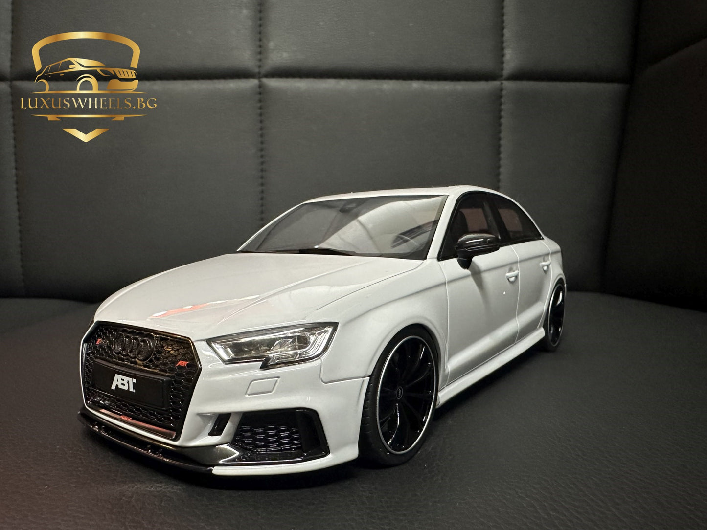 Audi RS3 ABT white Limitiert 307/999 1:18 GT Spirit GT346 Ауди РС3 бял Лимитирана