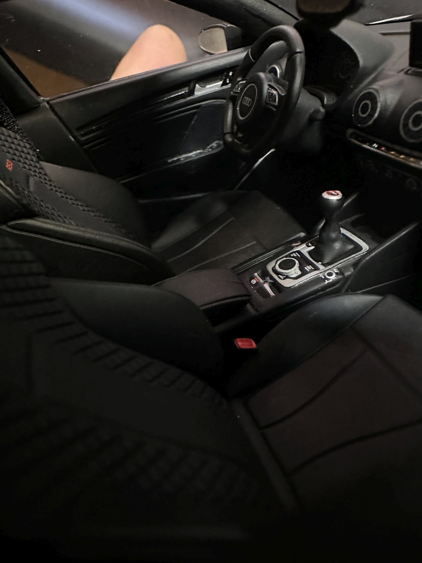 Audi RS3 ABT white Limitiert 307/999 1:18 GT Spirit GT346 Ауди РС3 бял Лимитирана