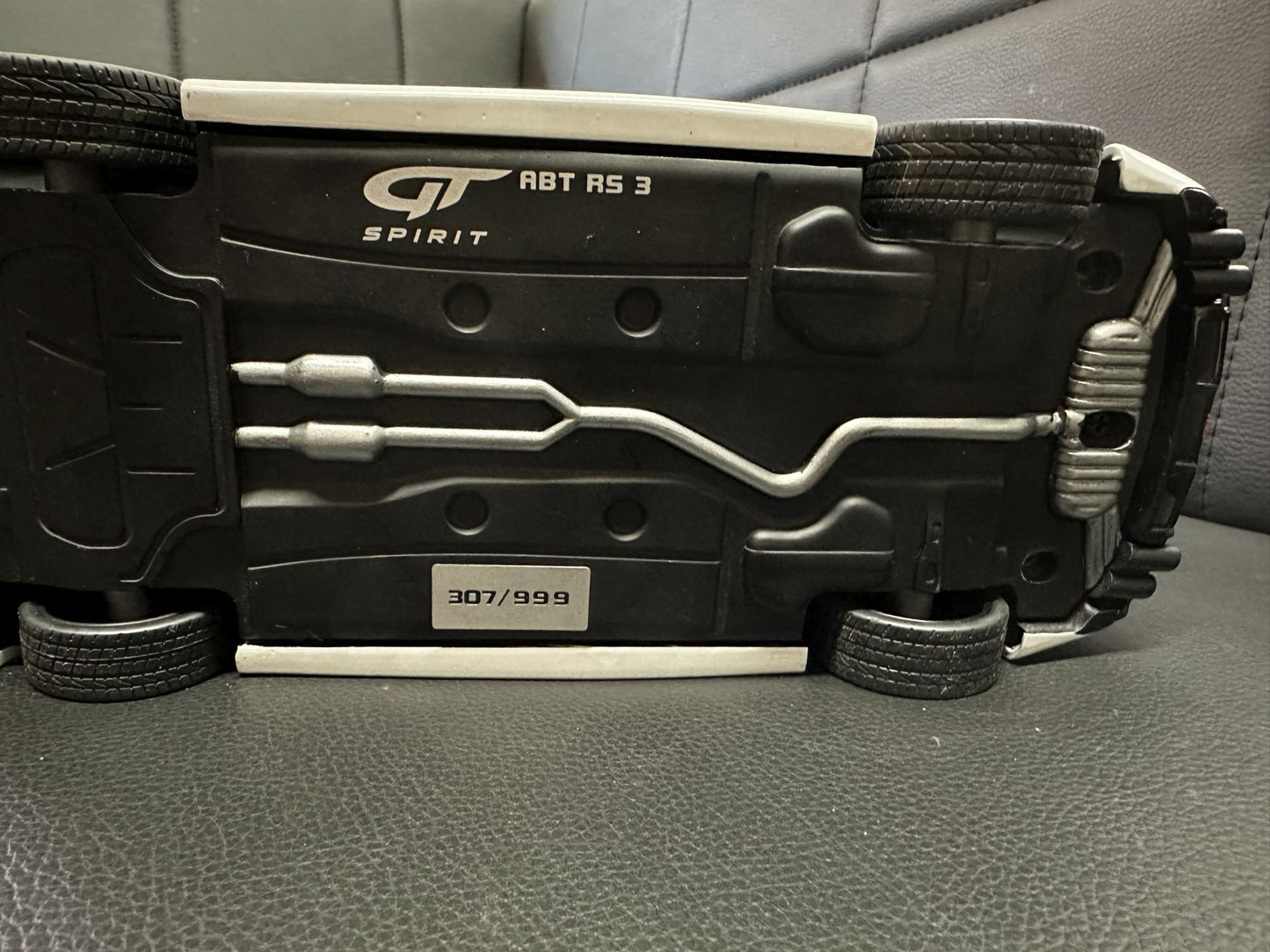 Audi RS3 ABT white Limitiert 307/999 1:18 GT Spirit GT346 Ауди РС3 бял Лимитирана