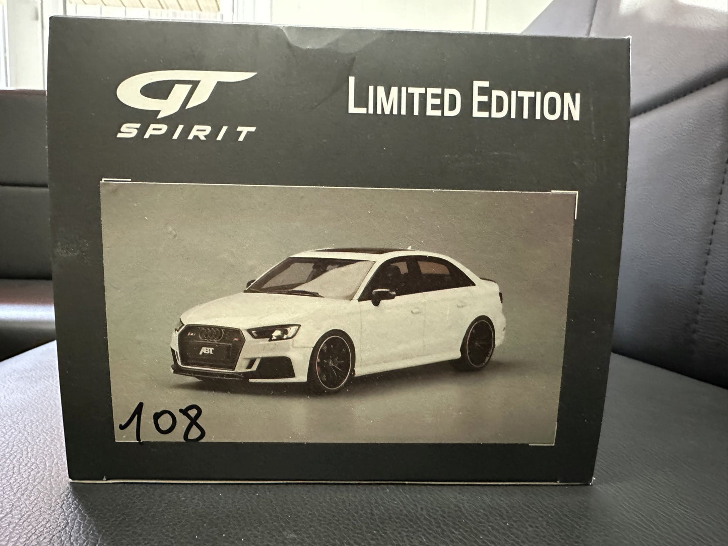 Audi RS3 ABT white Limitiert 307/999 1:18 GT Spirit GT346 Ауди РС3 бял Лимитирана