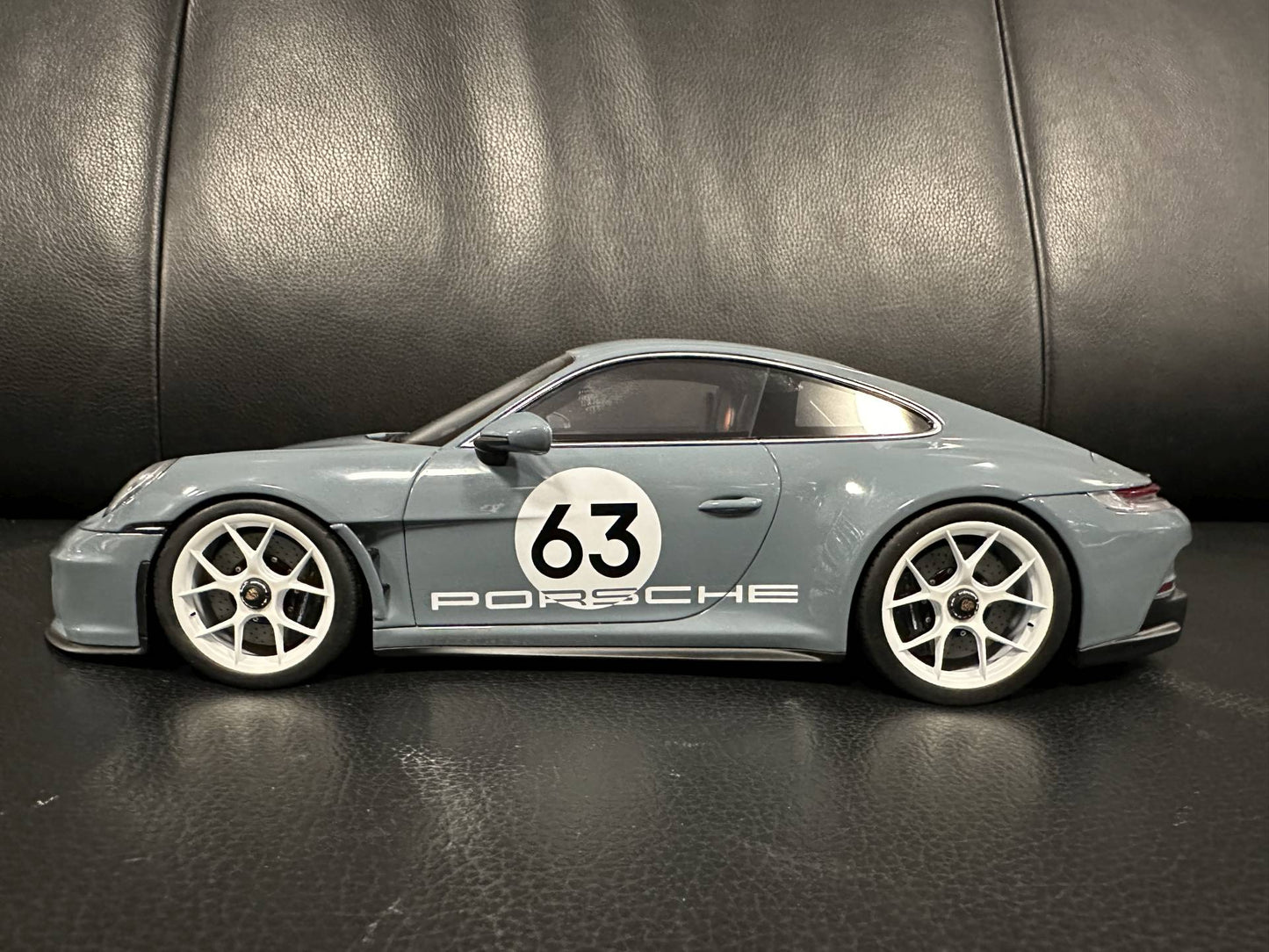 Porsche 911 992 S/T Shore blue Limitiert 632/1200 1:18 GT Spirit GT491 Порше 911 992 син Лимитирана