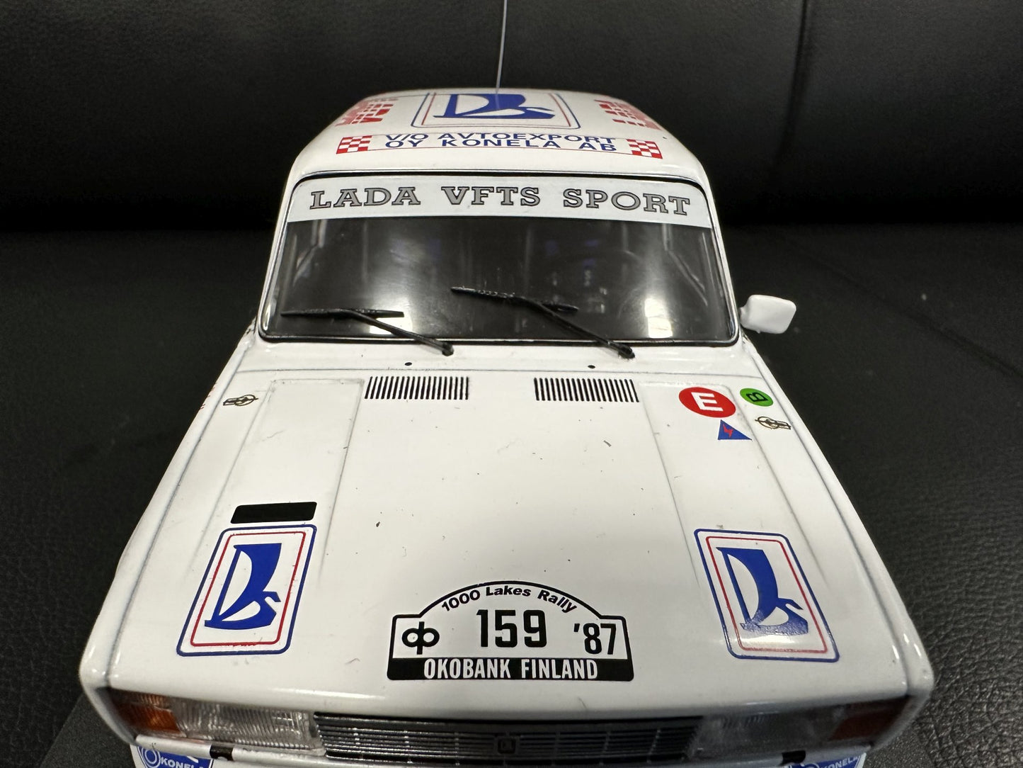 Lada 2105 VFTS Rally Lakes 1987 white 1:18 IXO 18RMC181B.22 Лада 2105 1987 бял