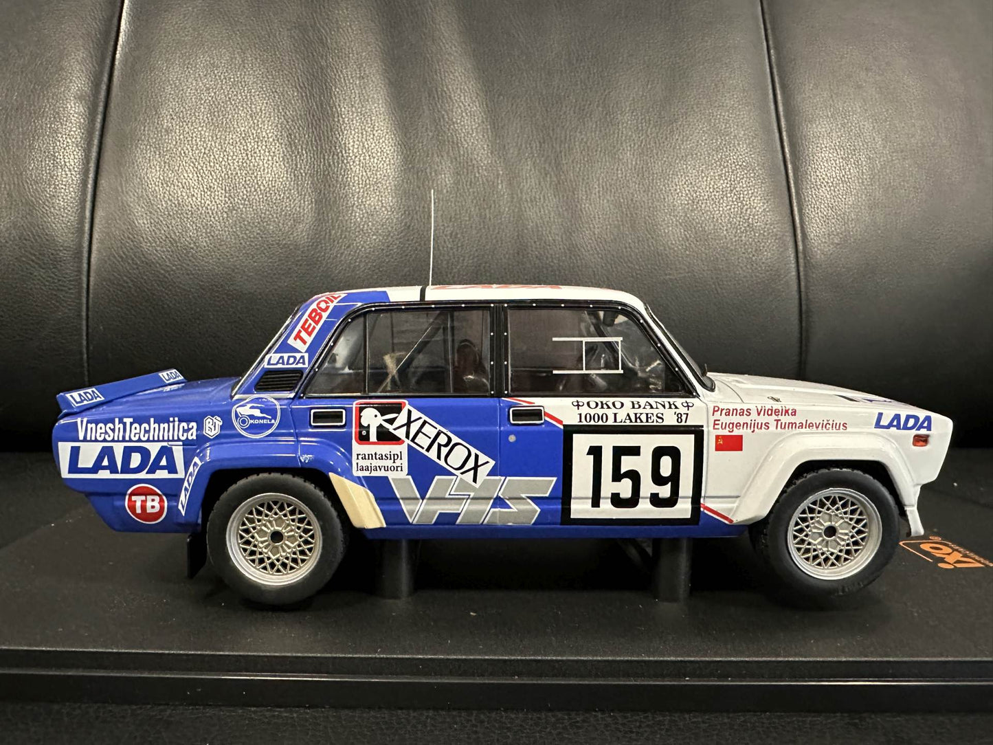 Lada 2105 VFTS Rally Lakes 1987 white 1:18 IXO 18RMC181B.22 Лада 2105 1987 бял