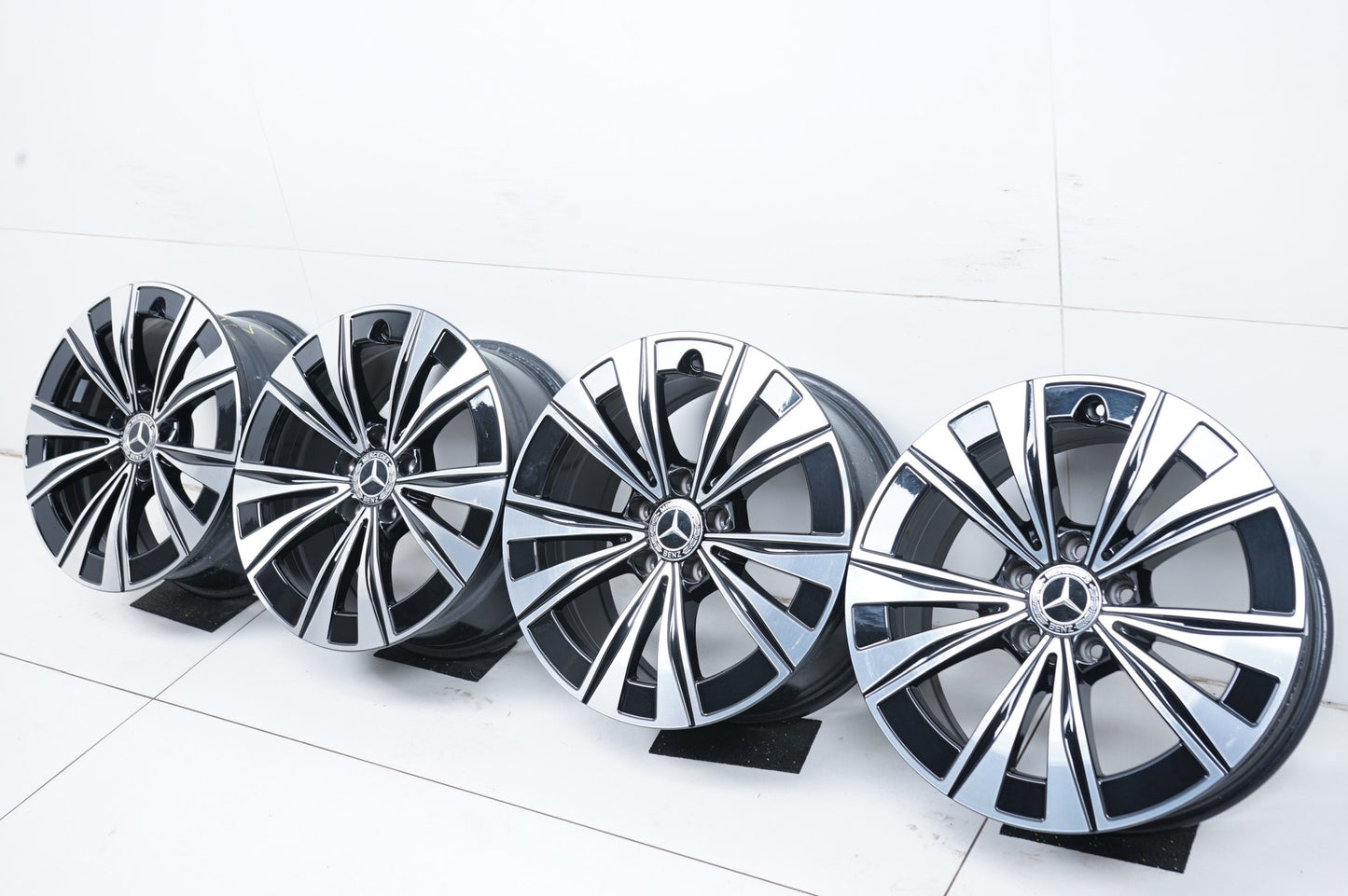 Оригинални Mercedes C Klasse Allterrain Allroad W206 18 Zoll Мерцедес Ц Класа W206 Алуминиеви джанти 18 цола 7,5J ET44 А2064013900