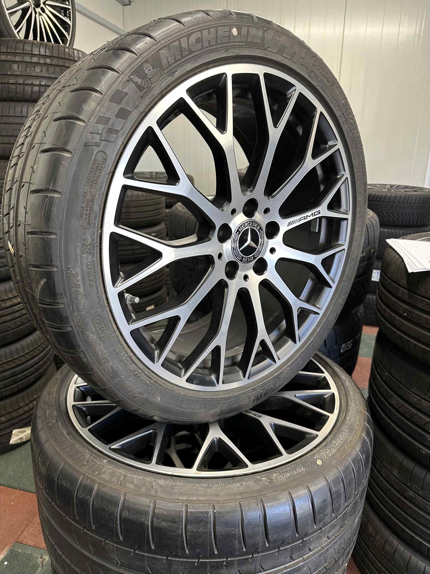 Като Нови Mercedes AMG GTS W190 R190 19/20 Zoll Мерцедес 19/20 цола AMG Джанти летен комплект летни гуми