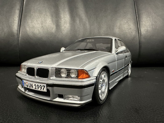 Bmw M3 E36 Coupe silver 1:18 Solido S1803913 Бмв M3 Е36 сив Купе