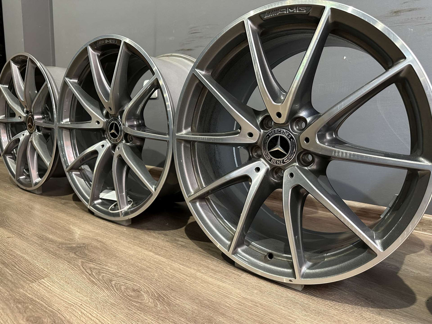 Оригинални Mercedes 9,5J ET52 AMG 19 Zoll ML GLE W166 Мерцедес МЛ ГЛЕ W166 AMG Алуминиеви джанти 19 цола