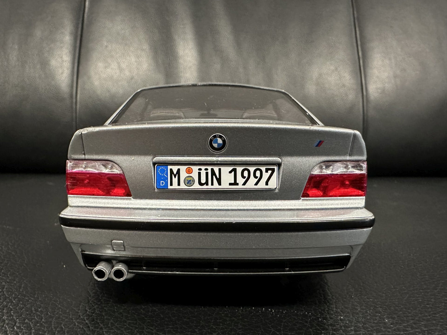 Bmw M3 E36 Coupe silver 1:18 Solido S1803913 Бмв M3 Е36 сив Купе