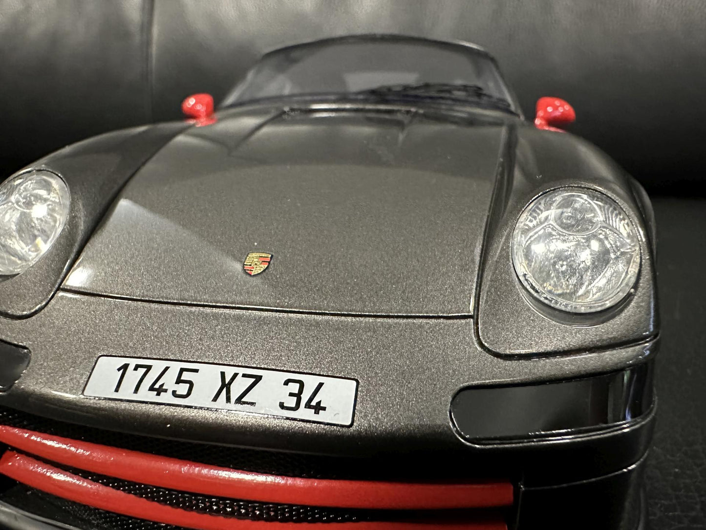 Porsche 911 993 GT1 Almeras grey Limitiert 73/150 1:18 KESS KE18004C Порше 911 993 сив Лимитирана