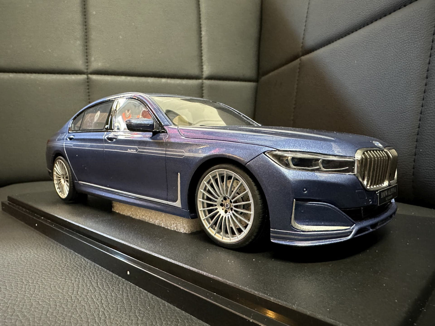 Bmw Alpina B7 Limousine blue Limitiert 755/1500 1:18 GT Spirit GT465 Бмв Алпина син седан Лимитирана