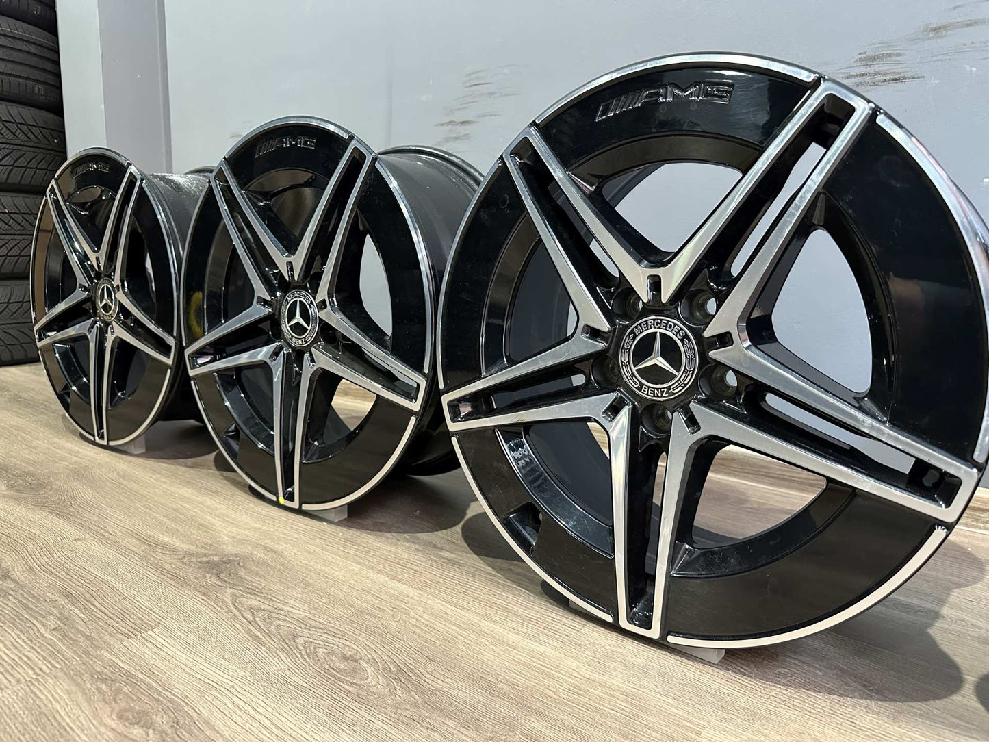 Оригинални Mercedes C Klasse W206 AMG 18 Zoll Мерцедес Ц Класа W206 AMG Алуминиеви джанти 18 цола A2054011700 A2054011800