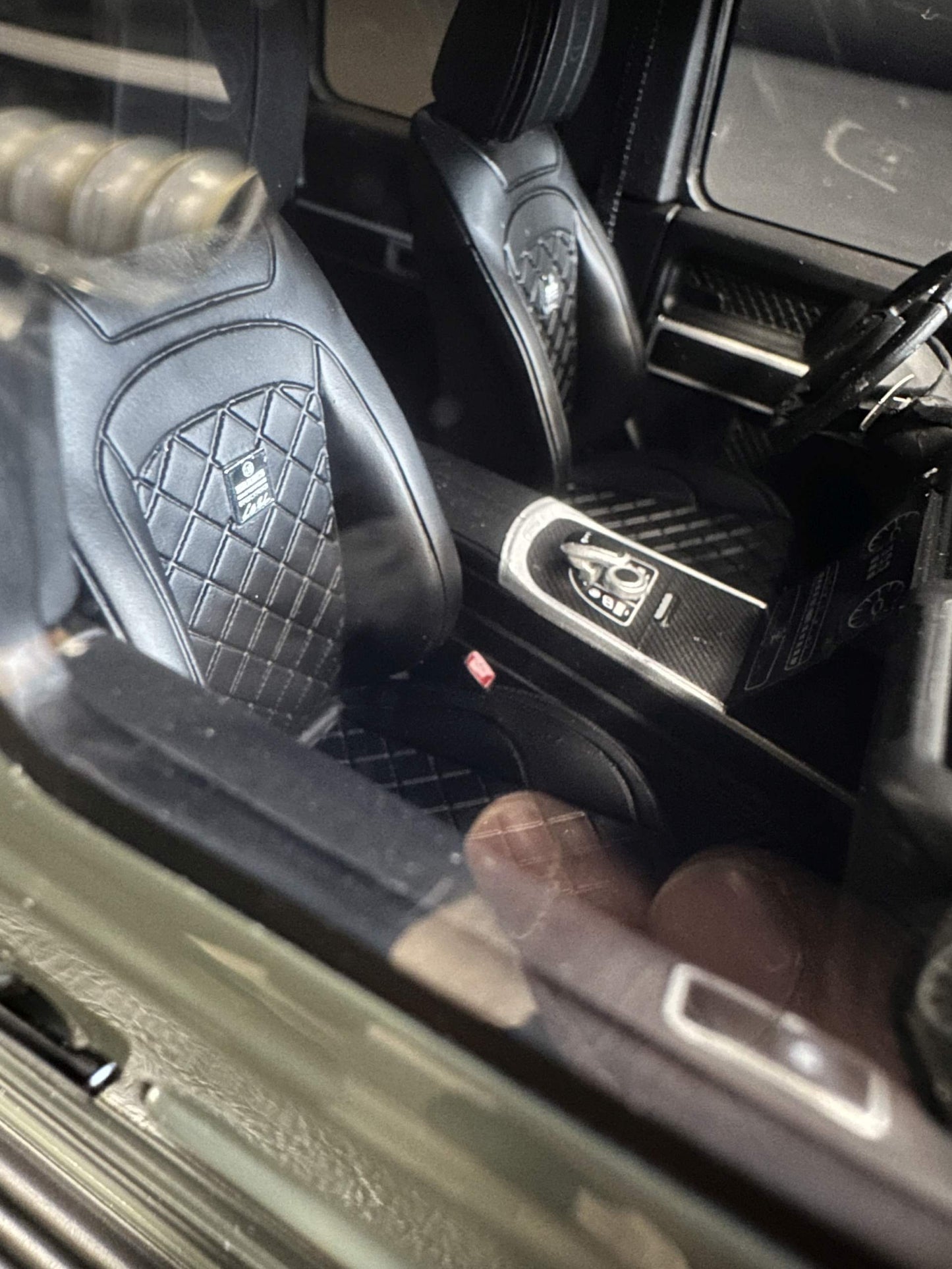 Mercedes Benz G Klasse BRABUS G800 4x4 green Limitiert 094/504 1:18 GT Spirit CLDC036 Мерцедес Бенц Г Класа зелен Лимитирана