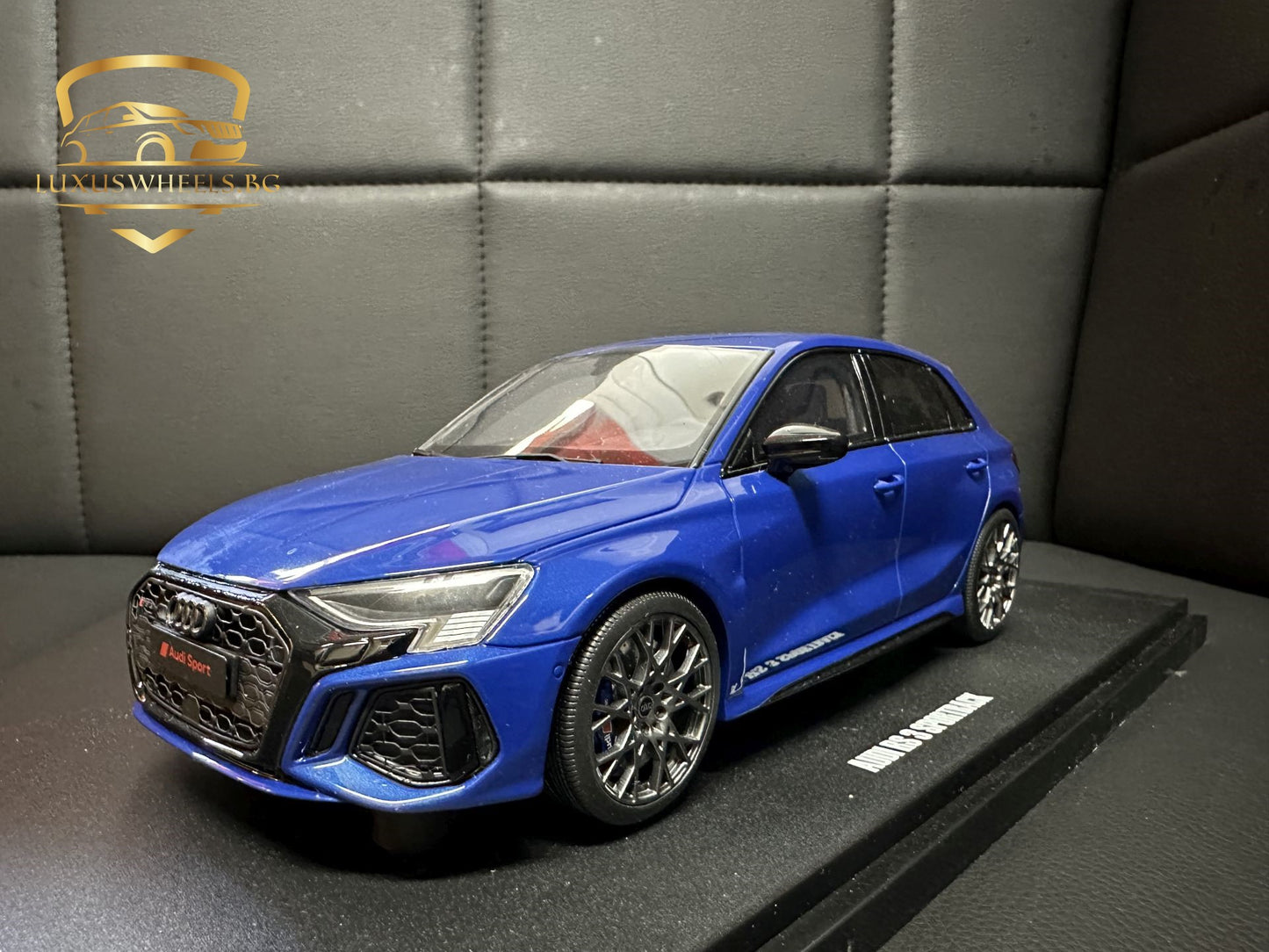 Audi RS3 Sportback blue Limitiert 1:18 GT Spirit GT884 Ауди РС3 син Лимитирана