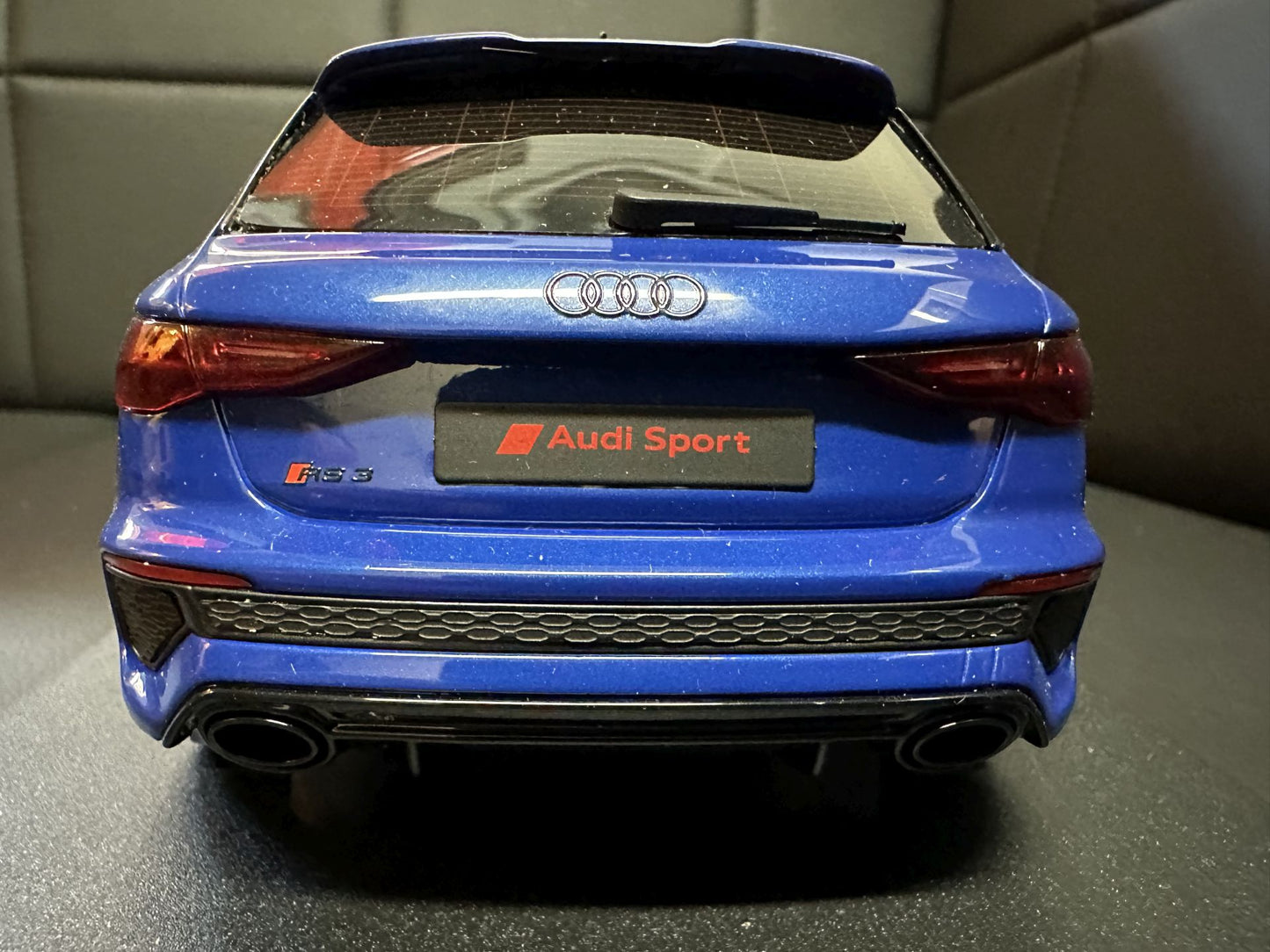 Audi RS3 Sportback blue Limitiert 1:18 GT Spirit GT884 Ауди РС3 син Лимитирана