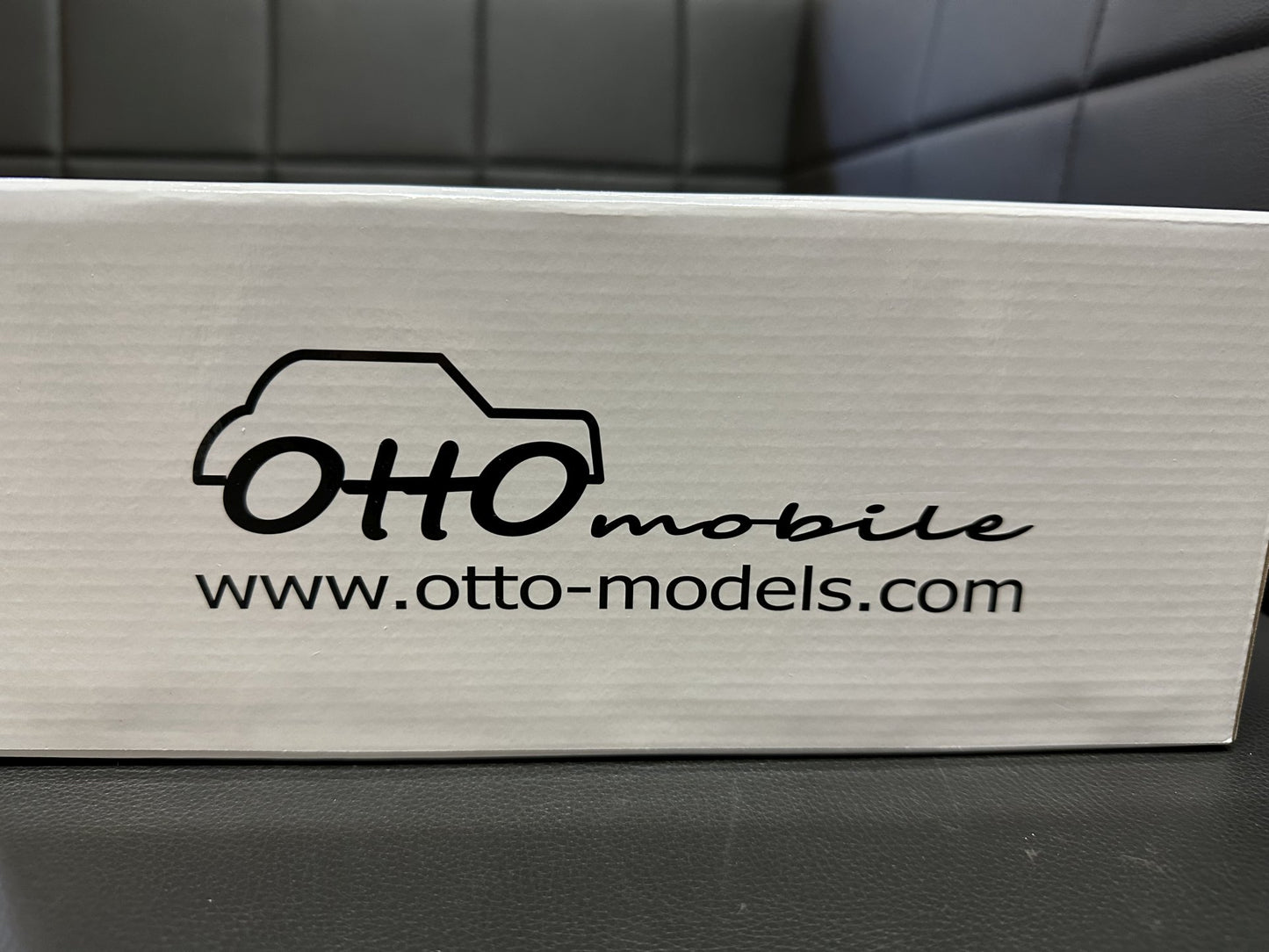 Bmw Z3 Cabrio black Limitiert 1403/2000 1:18 OTTO OT1016 Бмв Z3 черен Кабрио Лимитирана