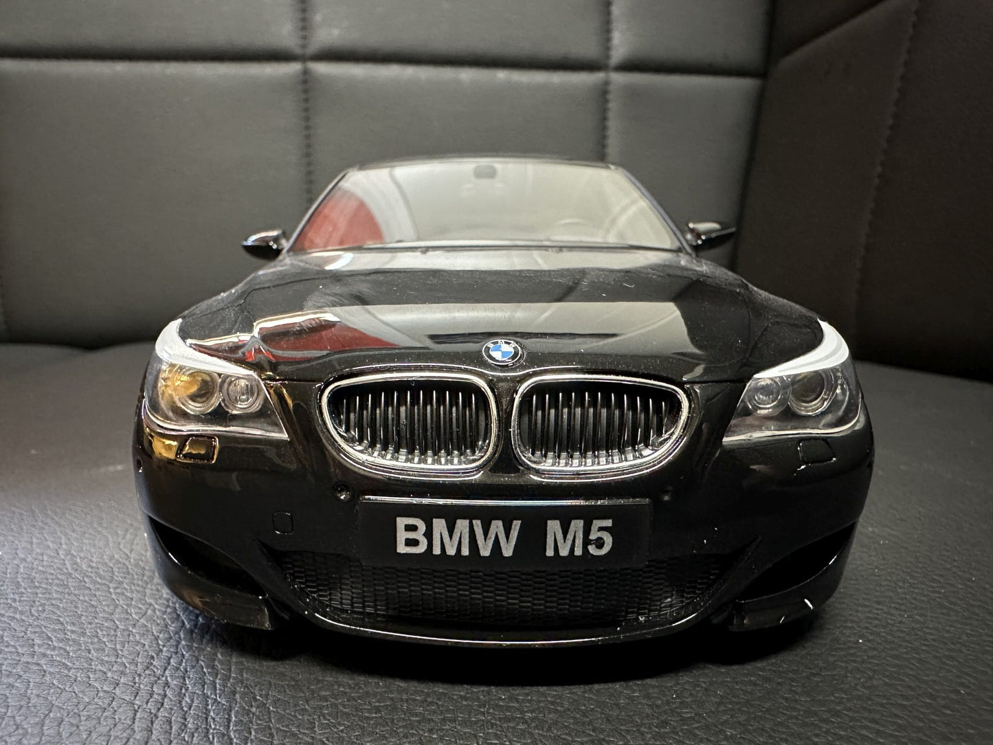 Bmw M5 E61 Kombi black Limitiert 2817/4000 1:18 OTTO OT1020 Бмв M5 Е61 Комби черен Лимитирана