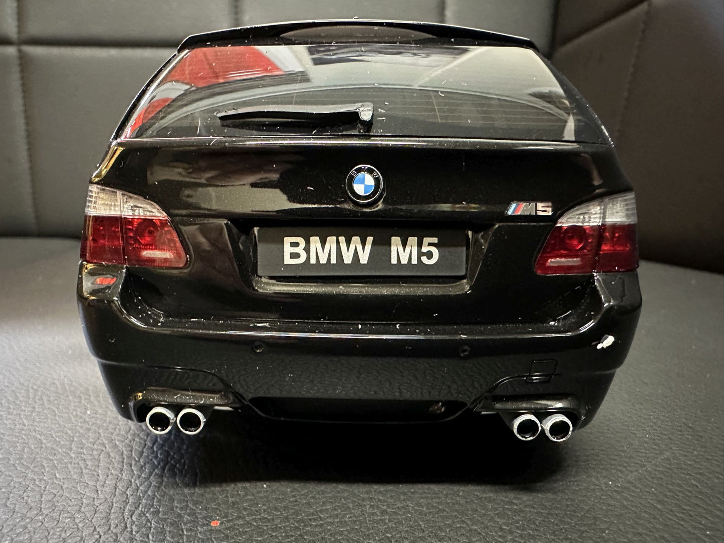 Bmw M5 E61 Kombi black Limitiert 2817/4000 1:18 OTTO OT1020 Бмв M5 Е61 Комби черен Лимитирана