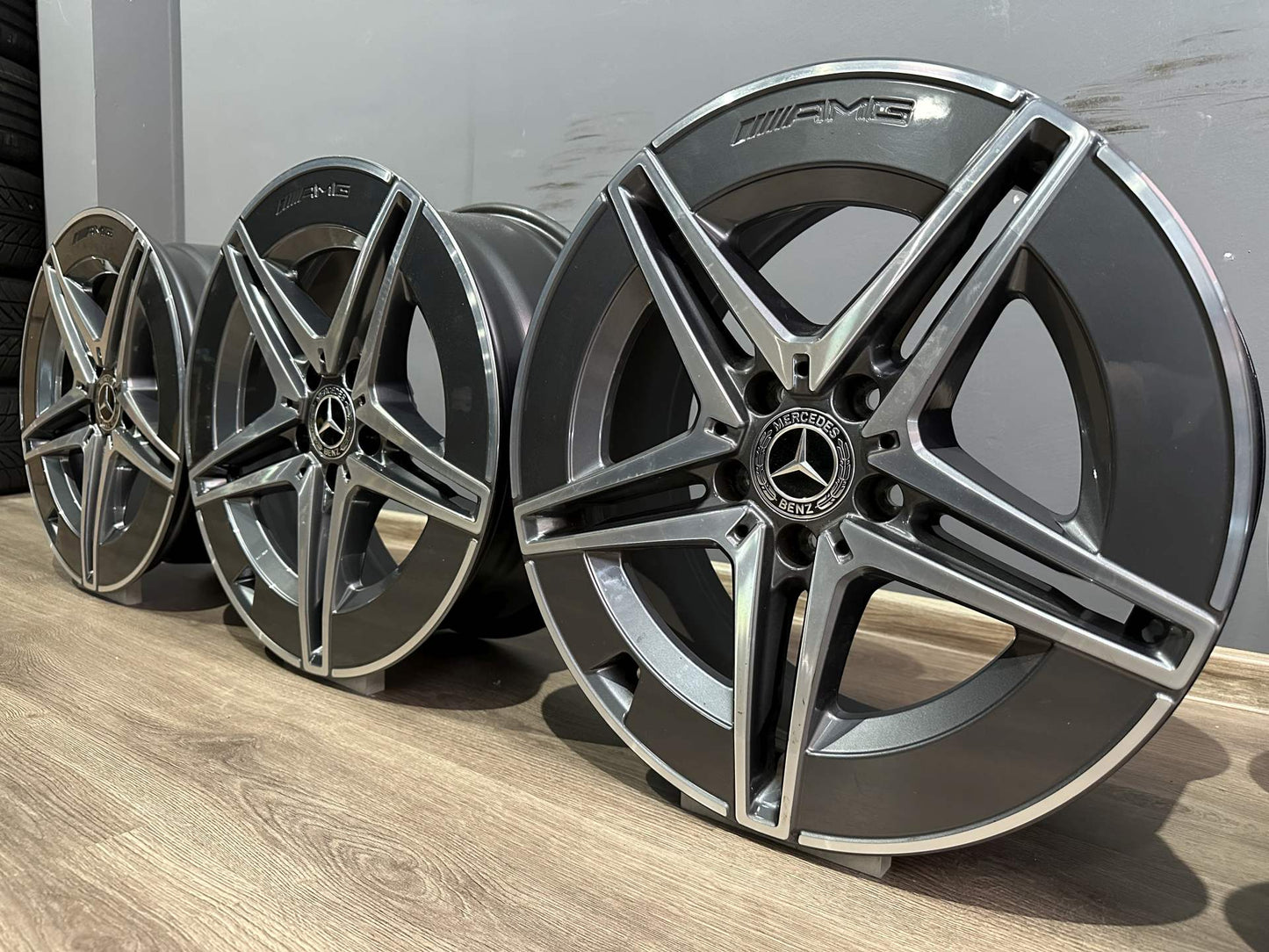 Оригинални Mercedes C Klasse W206 AMG 18 Zoll Мерцедес Ц Класа W206 AMG Алуминиеви джанти 18 цола A2054011700 A2054011800