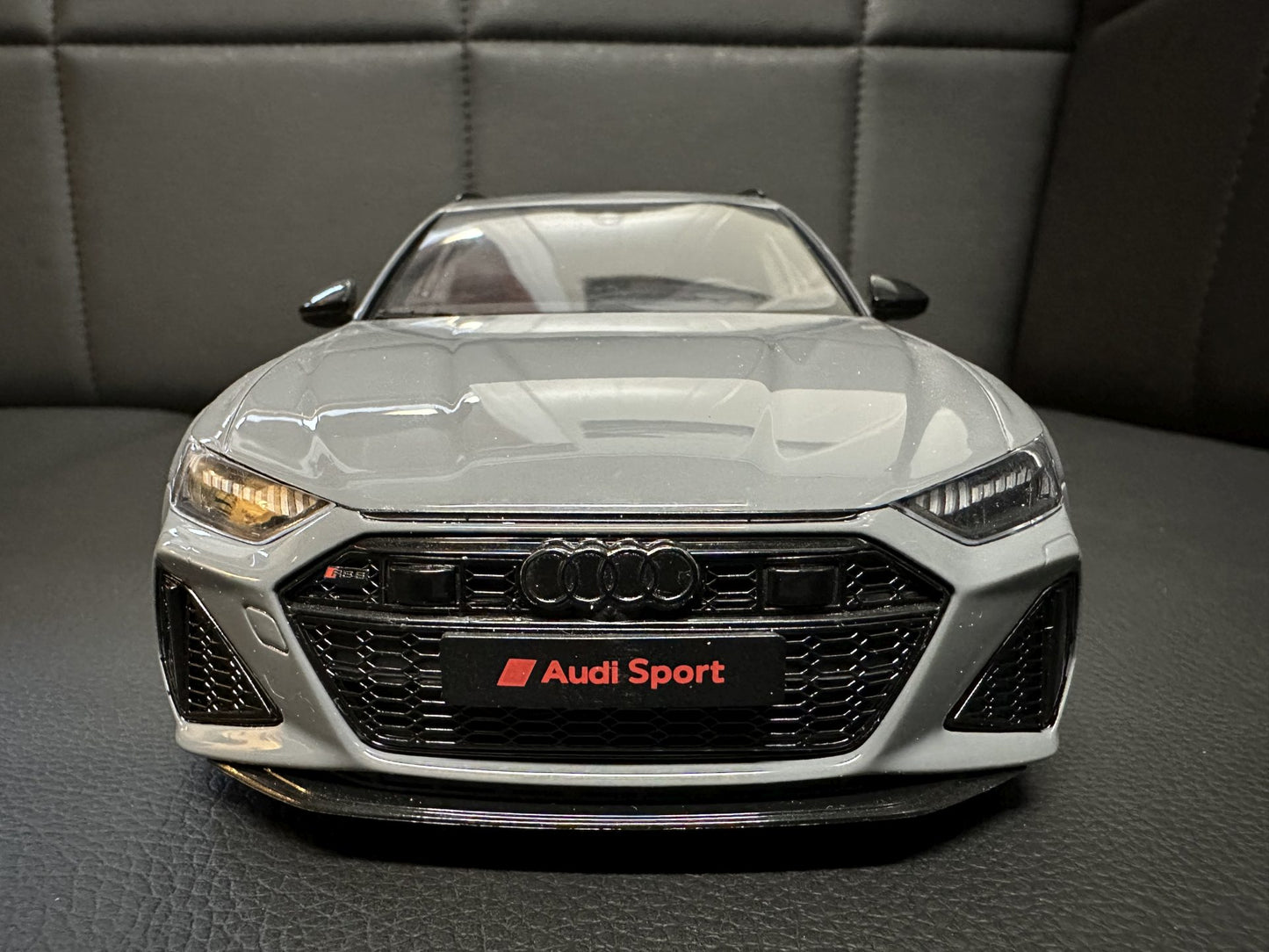 Audi RS6 Kombi nardo grey Limitiert 1120/1600 1:18 GT Spirit GT847 Ауди РС6 сив Комби Лимитирана