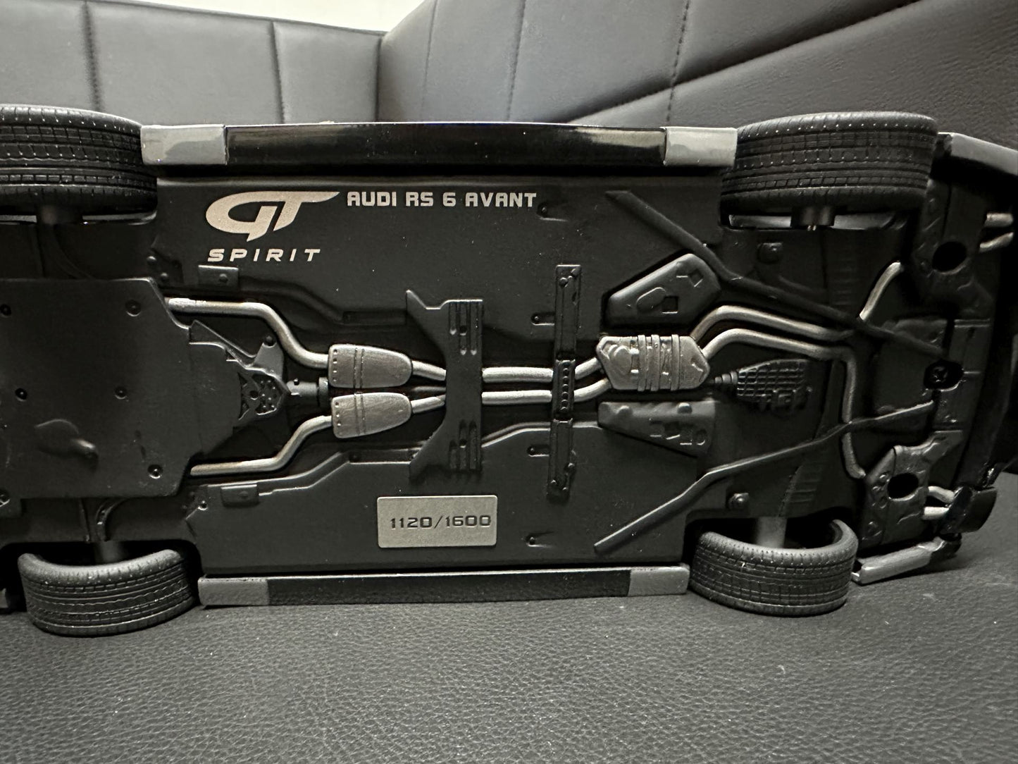 Audi RS6 Kombi nardo grey Limitiert 1120/1600 1:18 GT Spirit GT847 Ауди РС6 сив Комби Лимитирана