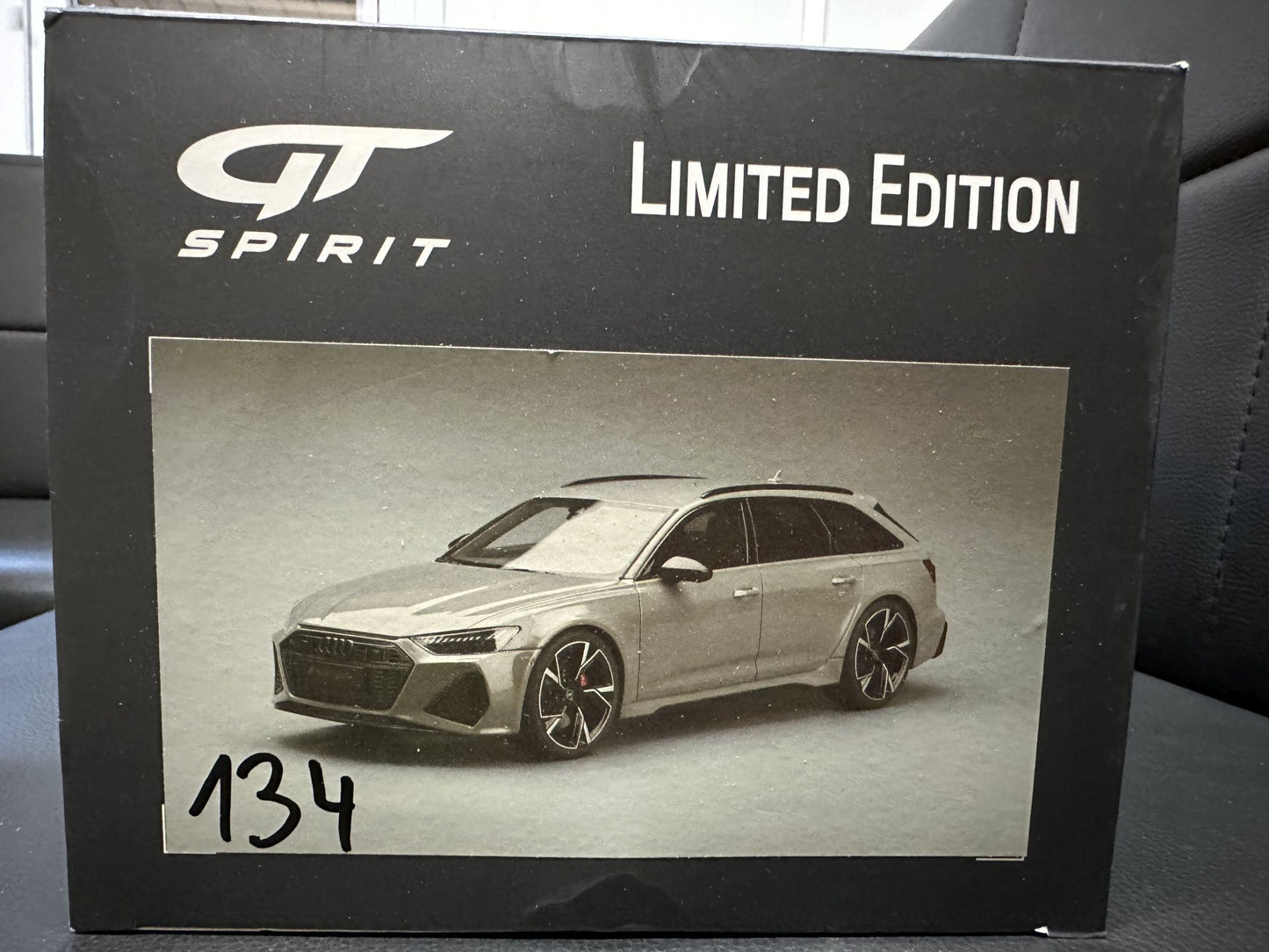 Audi RS6 Kombi nardo grey Limitiert 1120/1600 1:18 GT Spirit GT847 Ауди РС6 сив Комби Лимитирана