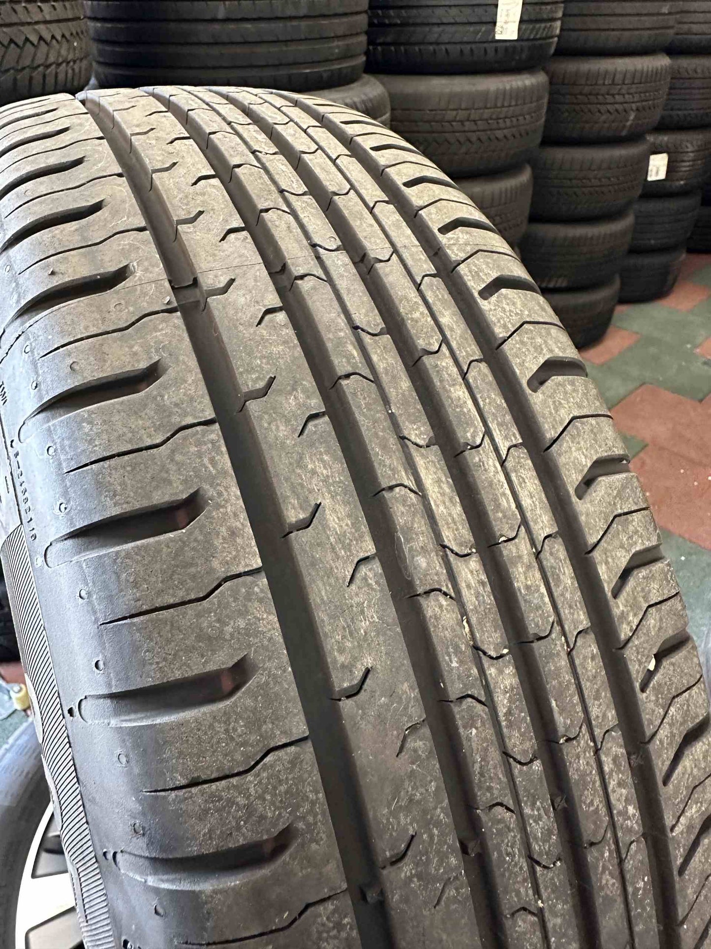 Оригинал Като Нови Mercedes A B Klasse 16 Zoll W177 W247 Мерцедес А Б Класа 16 цола джанти летен комплект летни гуми