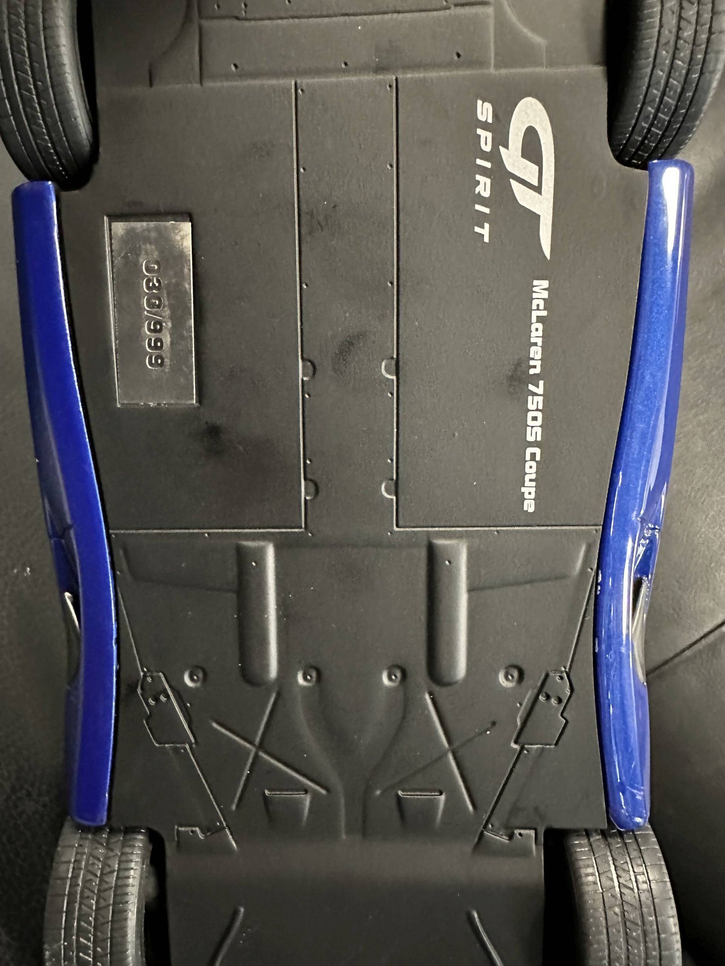 Mclaren 750S Coupe blue Limitiert 30/999 1:18 GT Spirit GT458 Макларън 750С Купе Лимитирана син