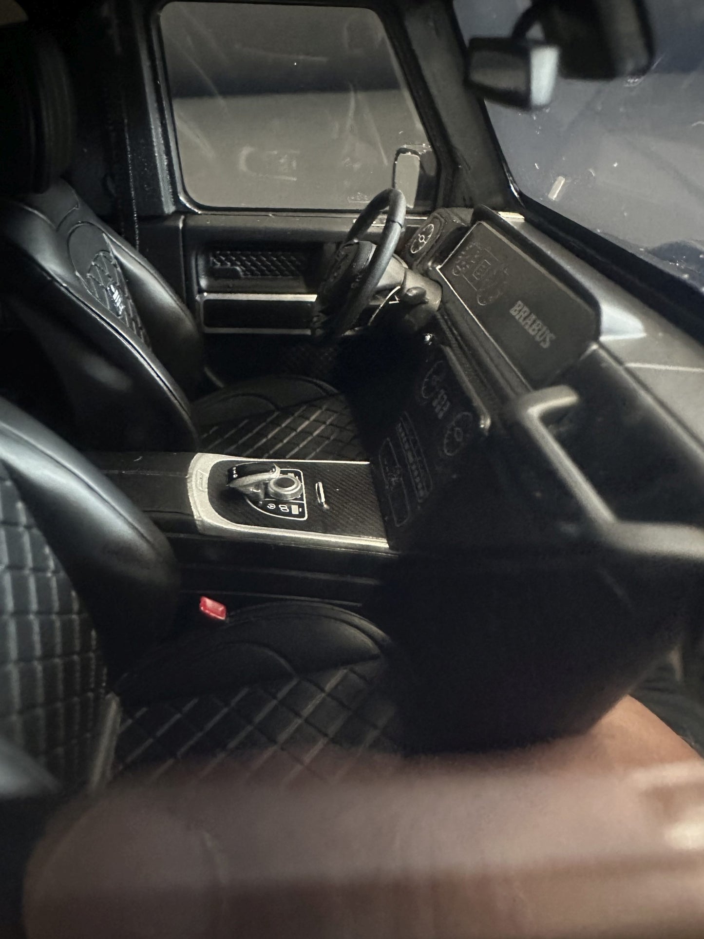 Mercedes Benz G Klasse BRABUS G800 4x4 Super Black Limitiert 321/999 1:18 GT Spirit GT500 Мерцедес Бенц Г Класа черен Лимитирана